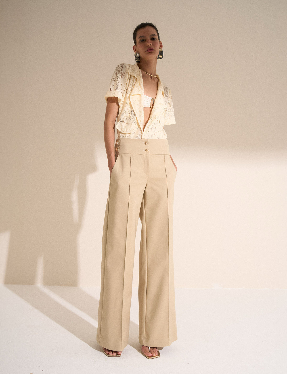 Calça Wide Leg Alfaiataria Areia