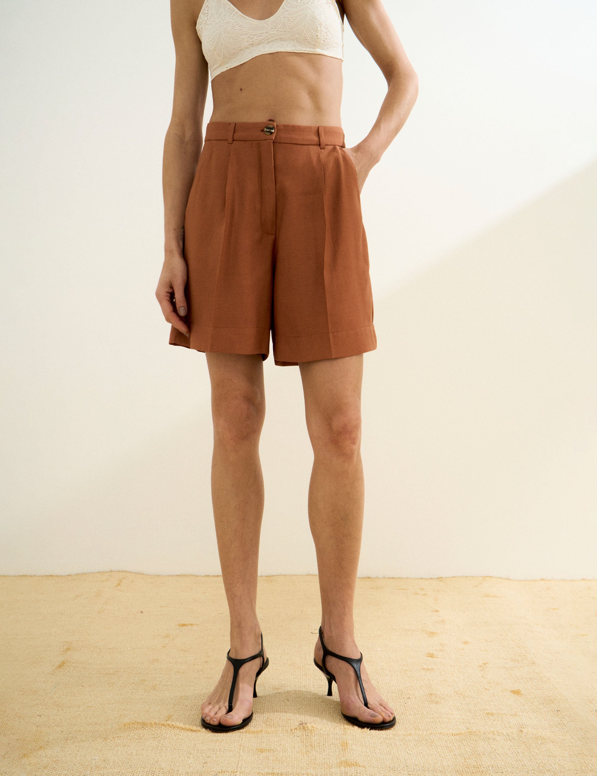 Bermuda Alexandra Liocel Marrom