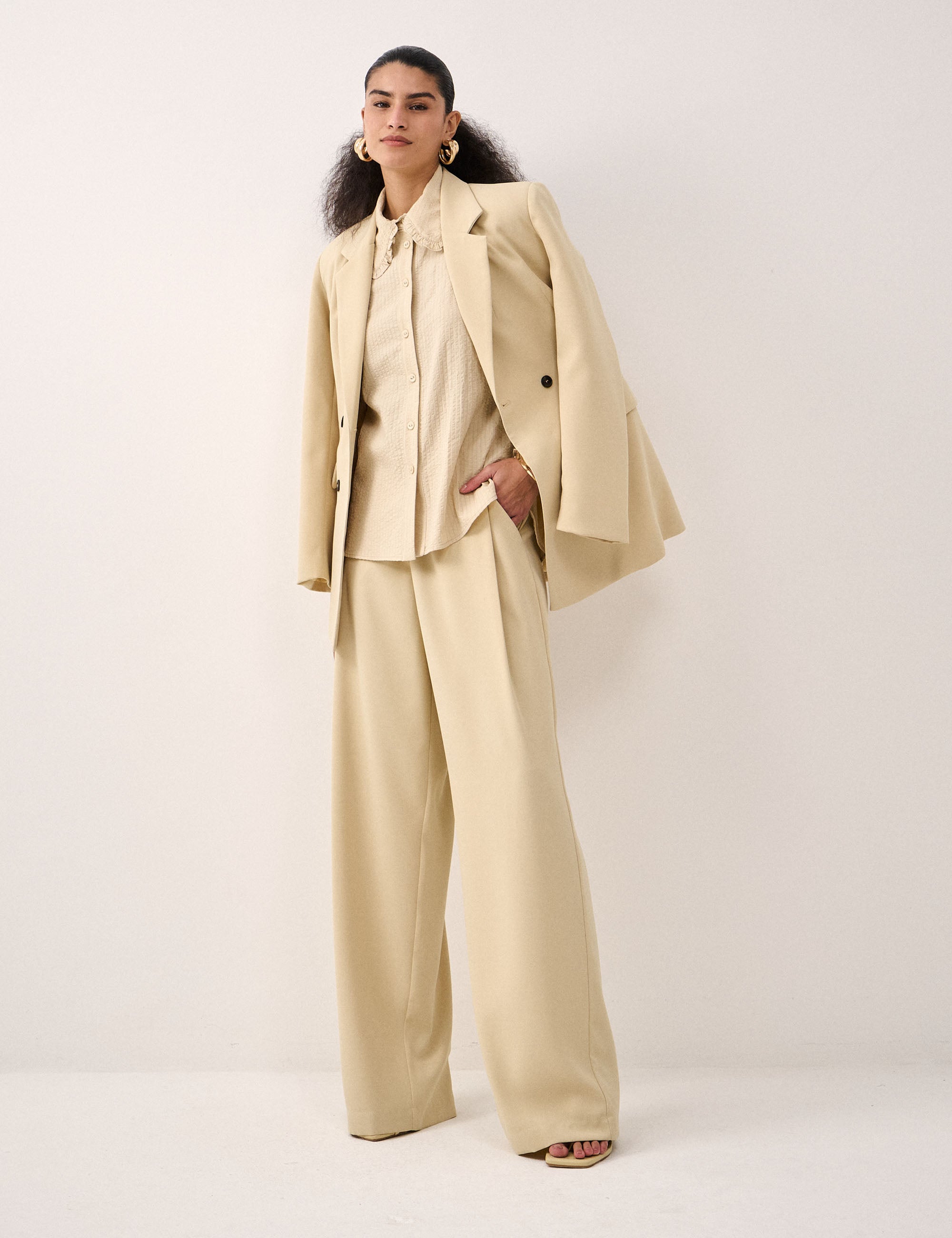 Blazer Anastácia Acetinada Cru