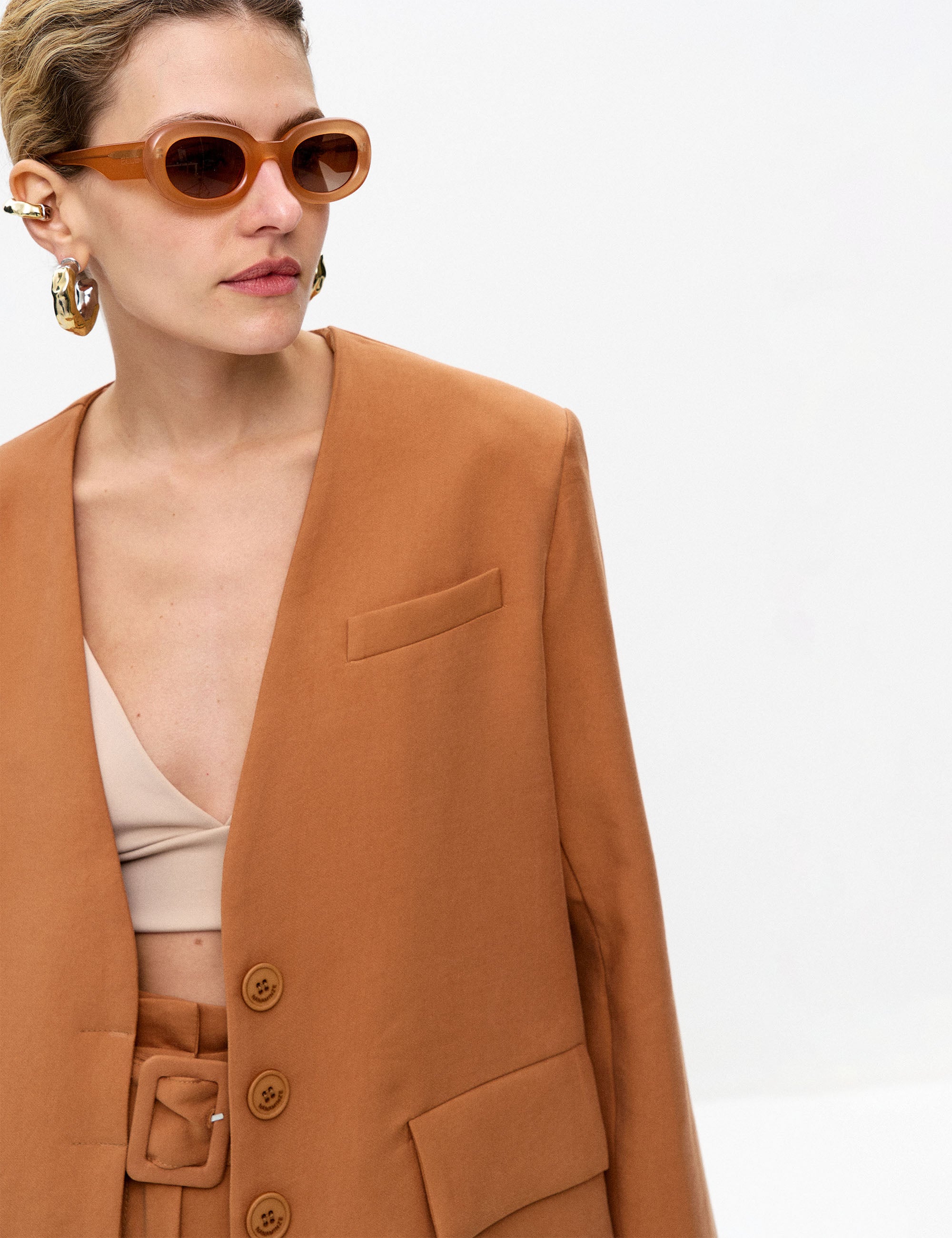 Blazer Julia Liocel Amendoa