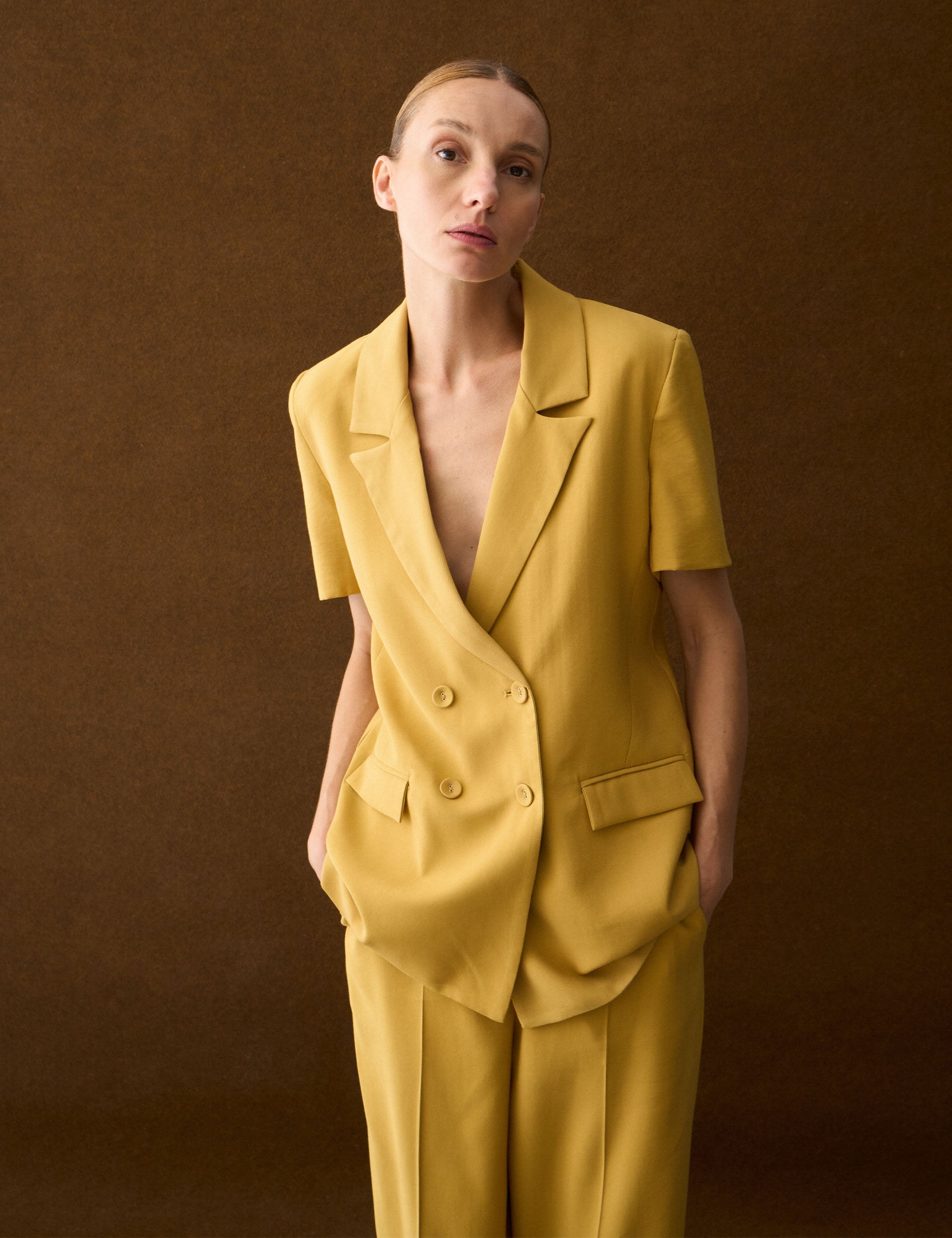 Blazer Paulina Alfaiataria Mostarda