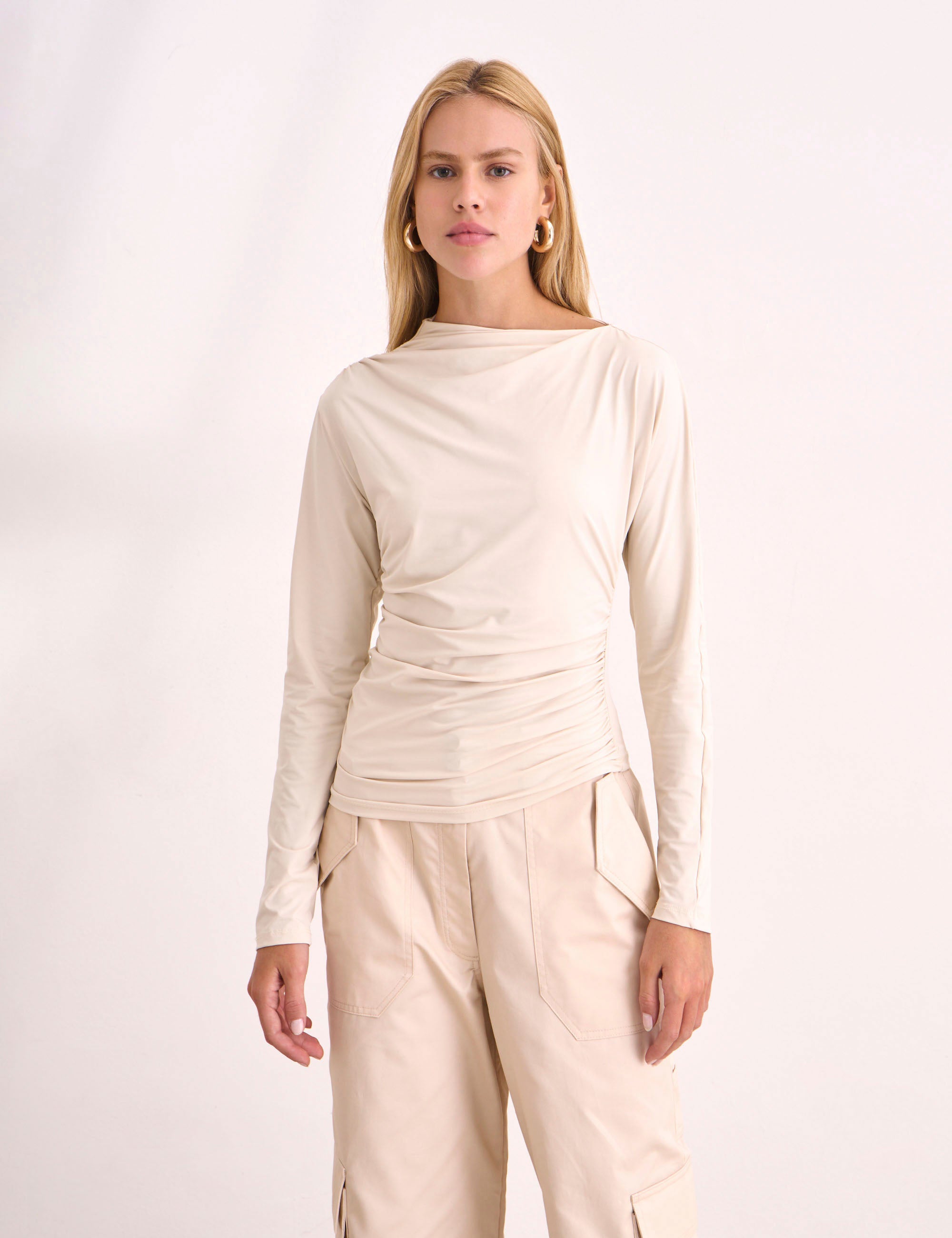 Blusa Delphine Malha Areia