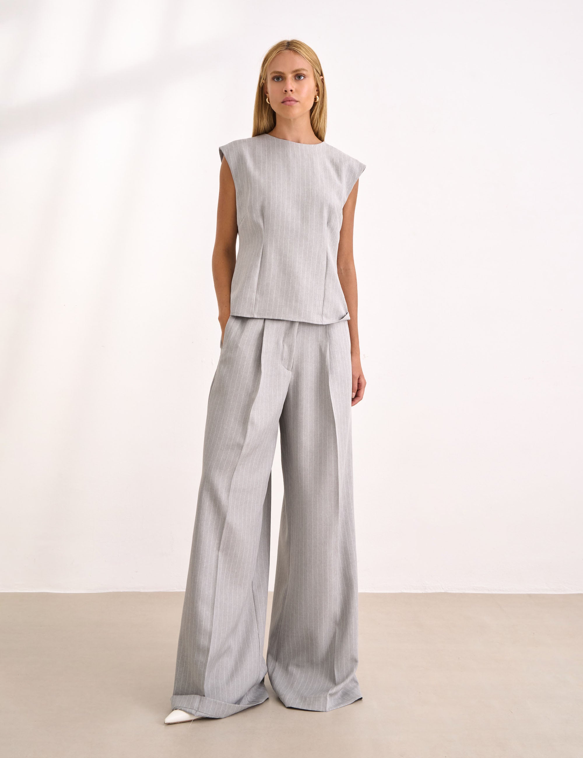Blusa Magriet Alfaiataria Cinza