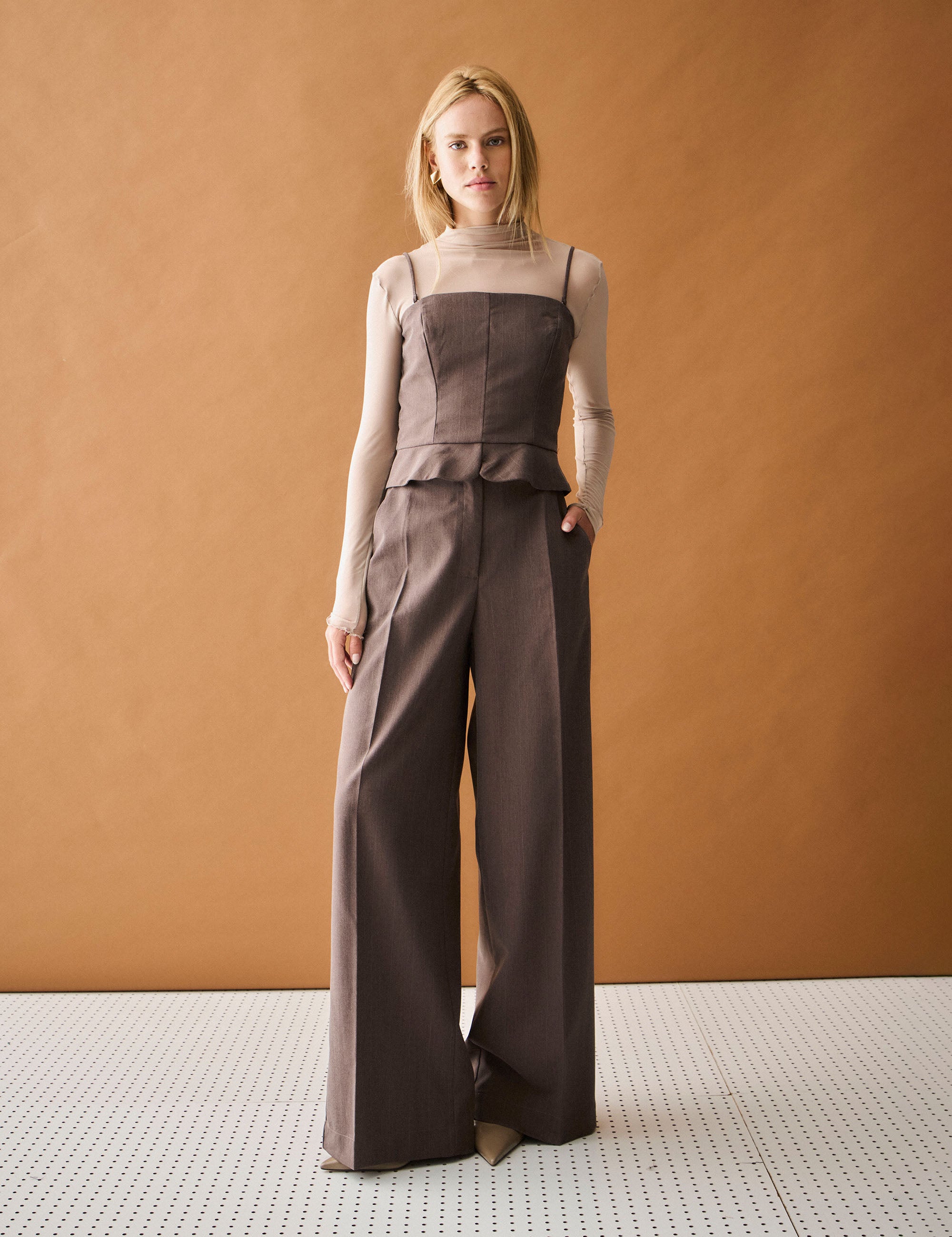 Blusa Nysa Alfaiataria Marrom
