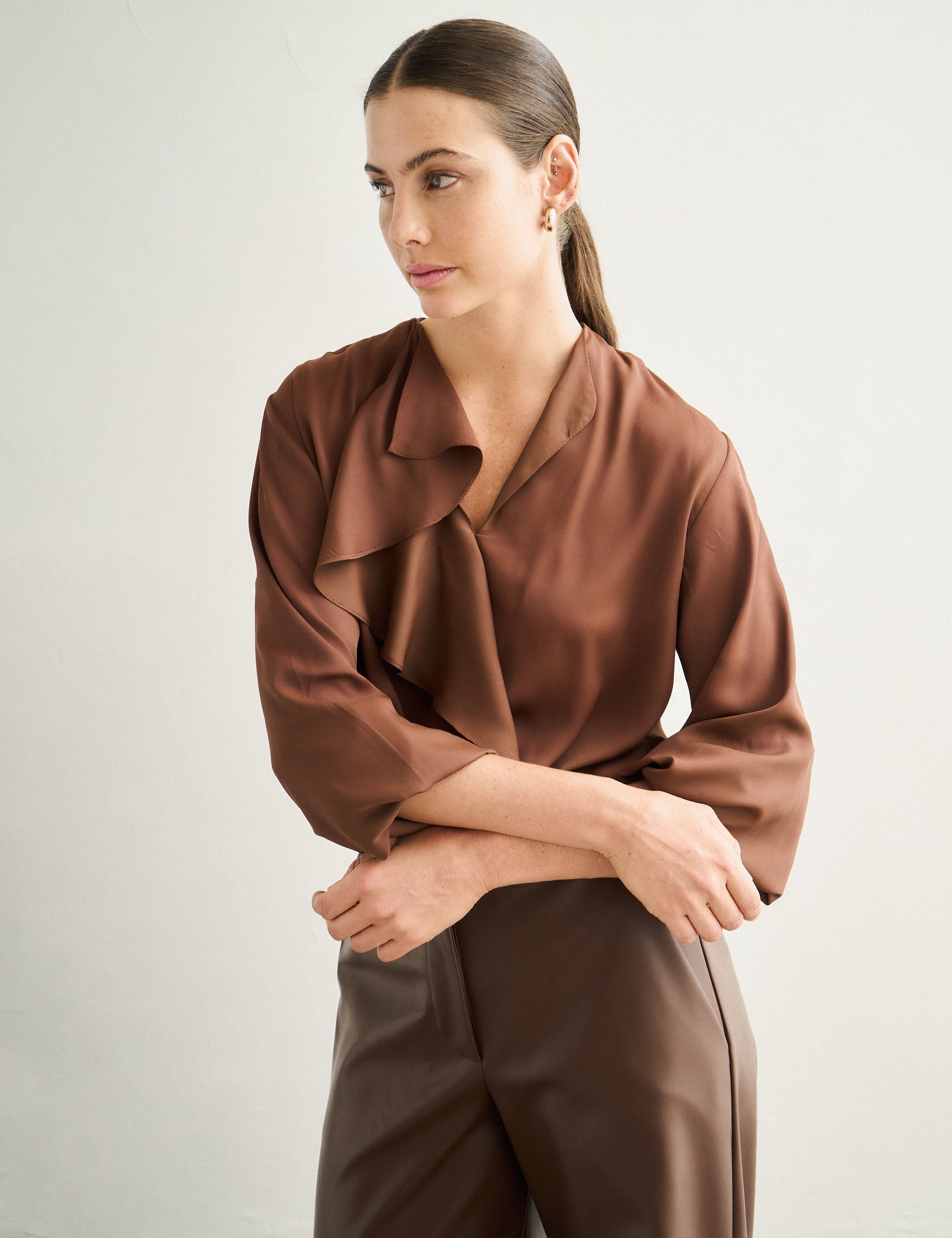 Blusa Paola Crepe Marrom