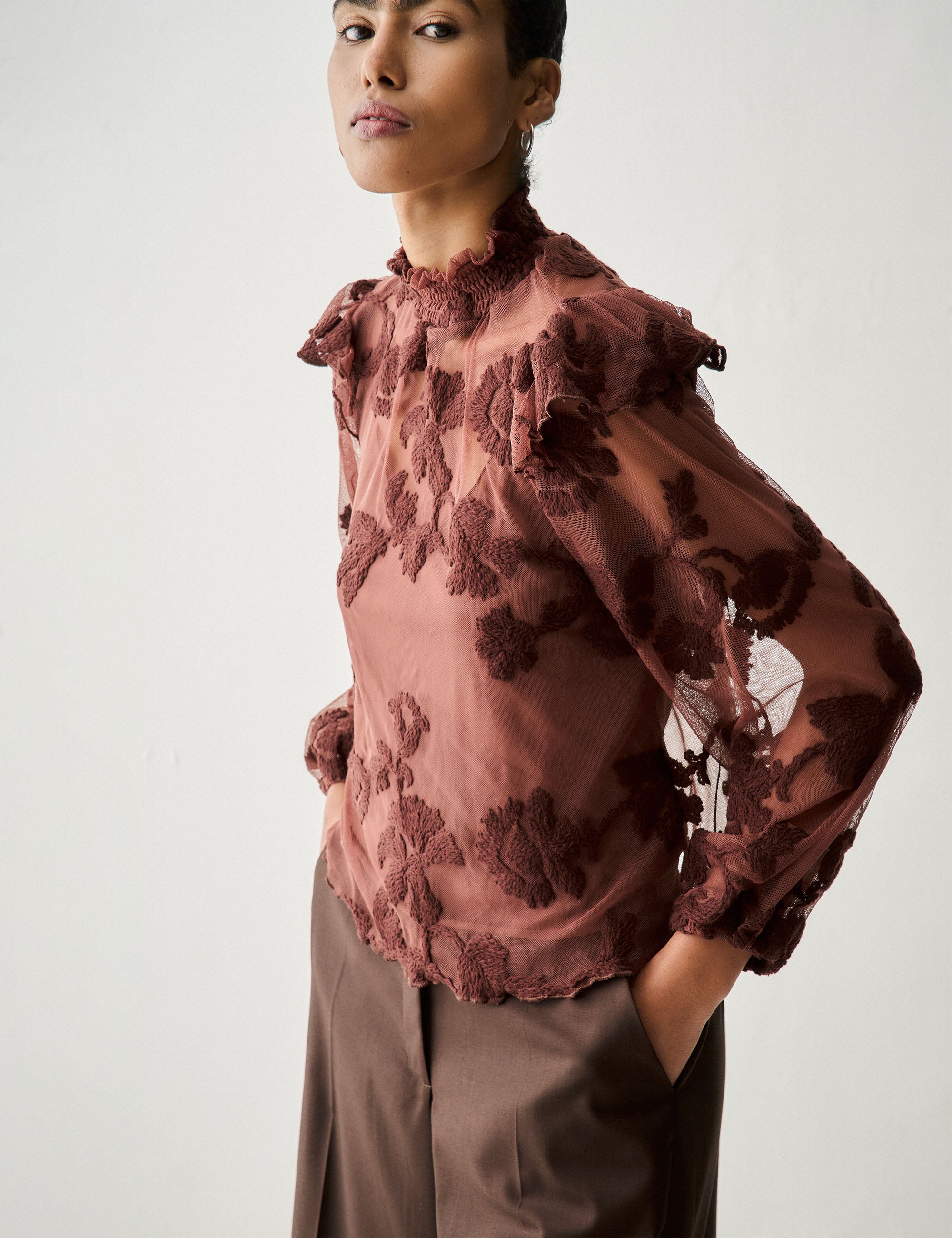 Blusa Rosy Tule Marrom