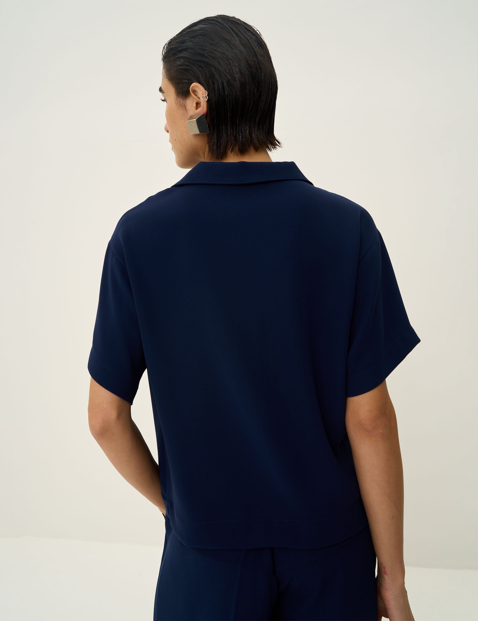 Blusa Talita Crepe Azul Noite