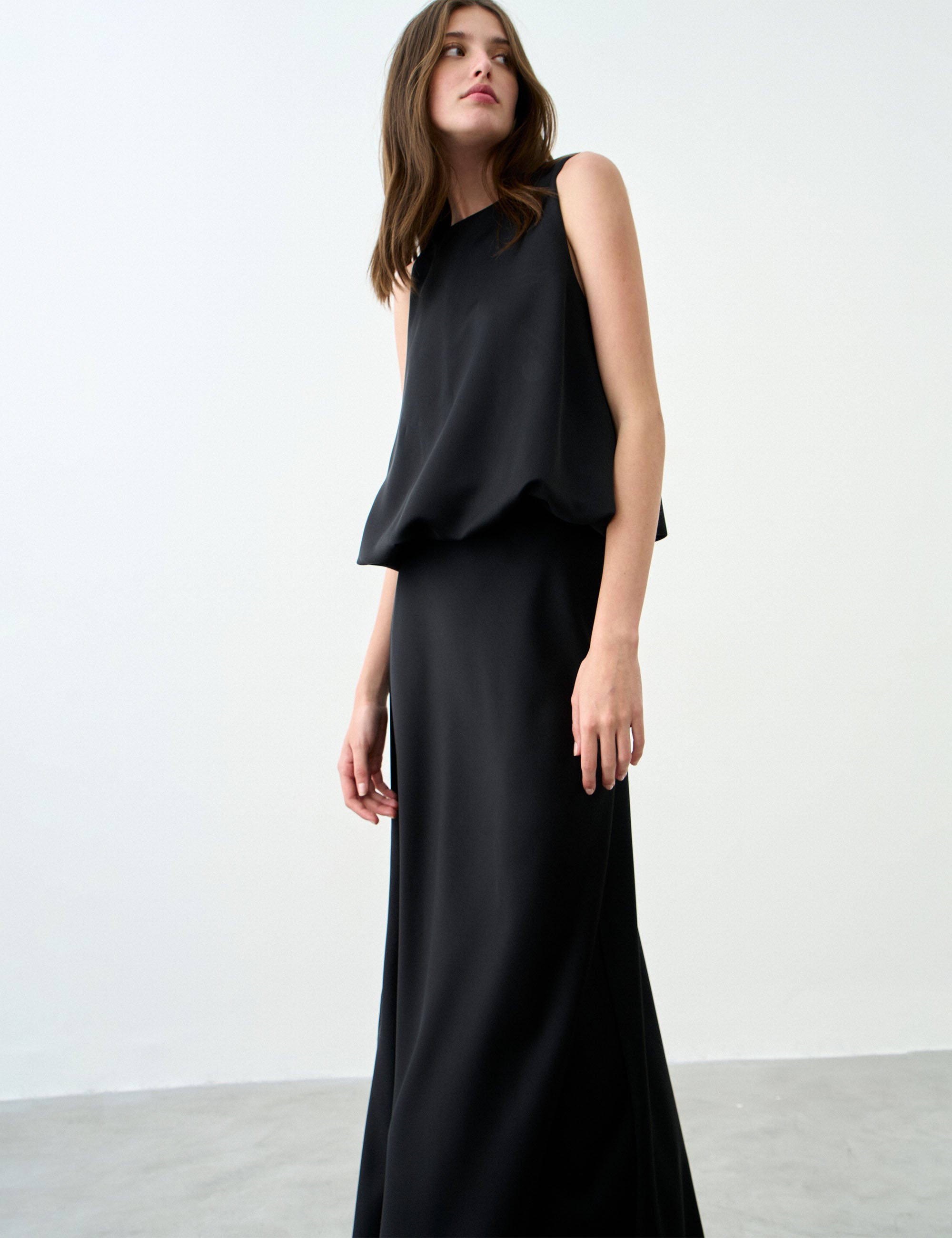 Blusa Velvet Crepe Alfaiataria Preto