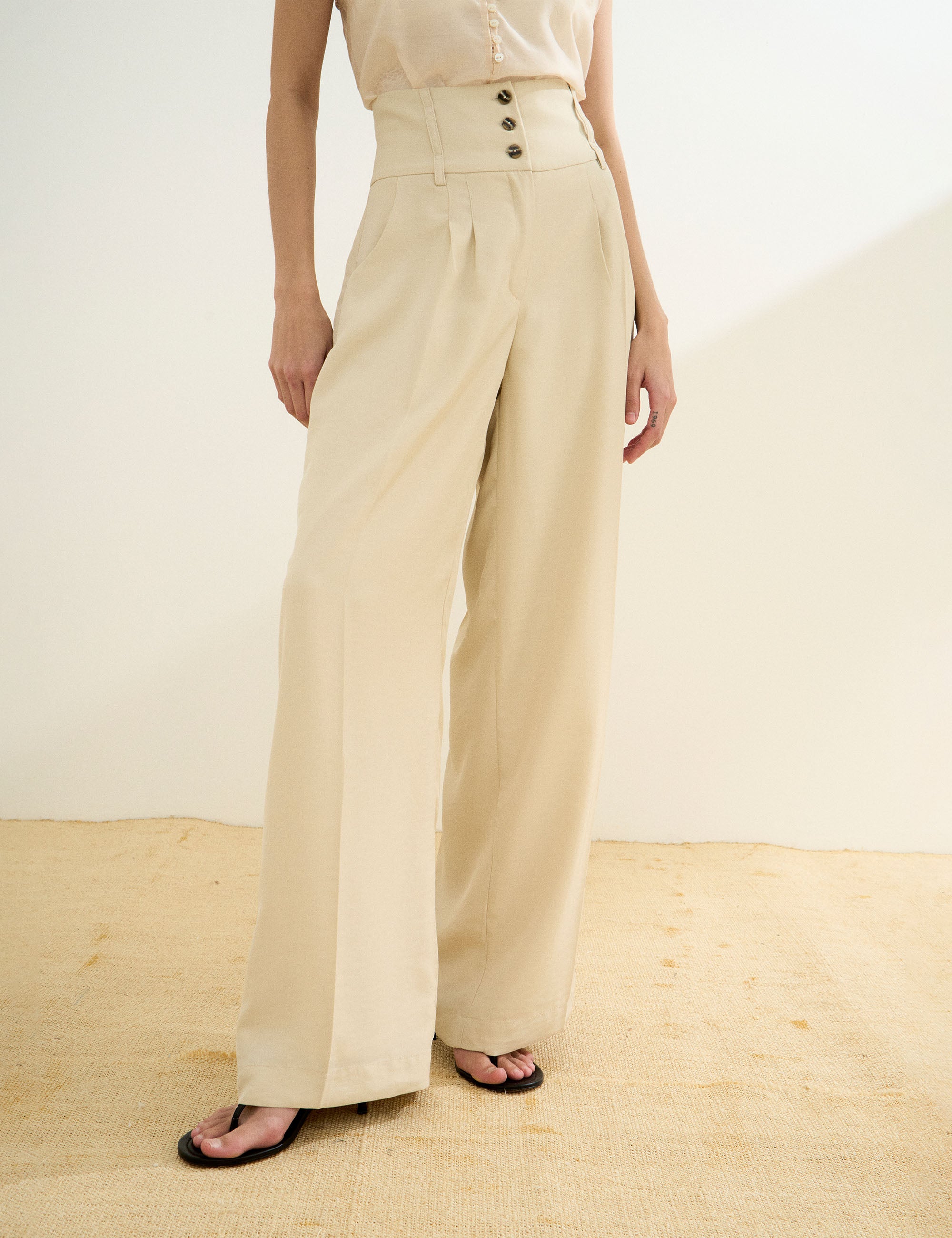 Calça Alexandra Alfaiataria Areia