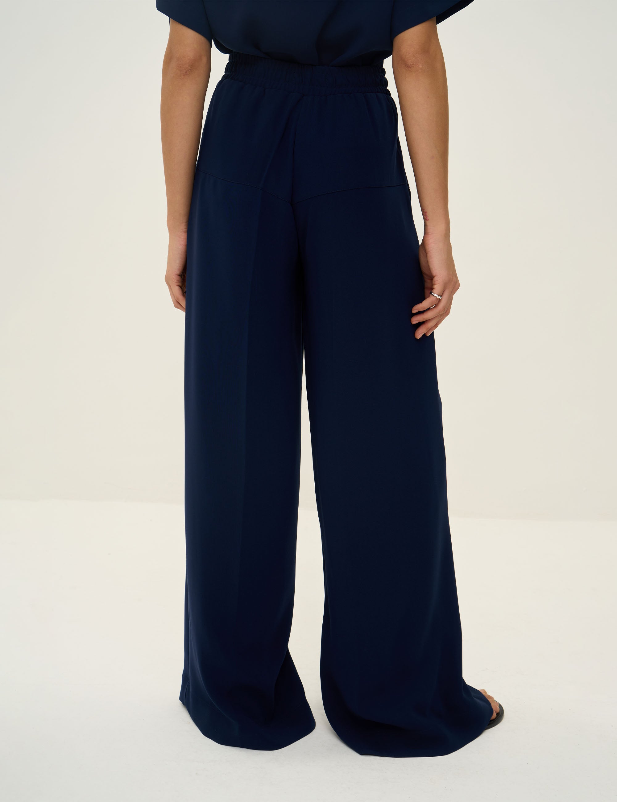 Calça Talita Crepe Azul Noite