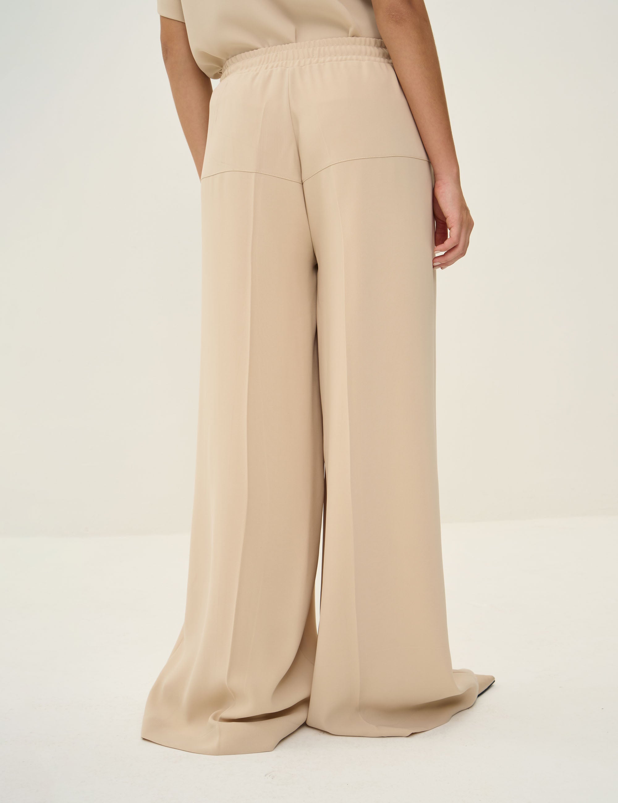 Calça Talita Crepe Pérola