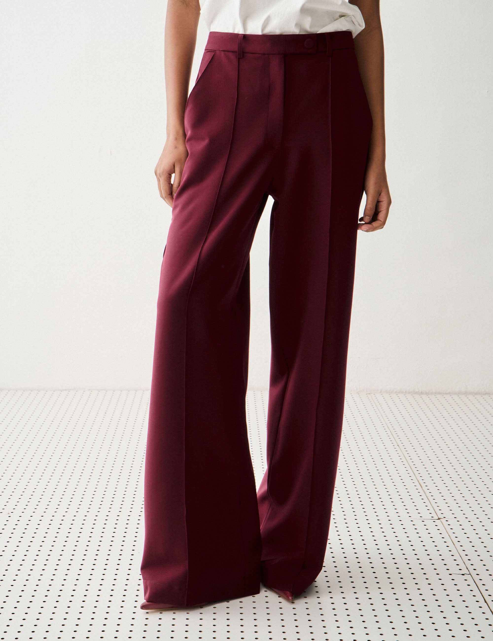 Calça Aline Alfaiataria Bordeaux