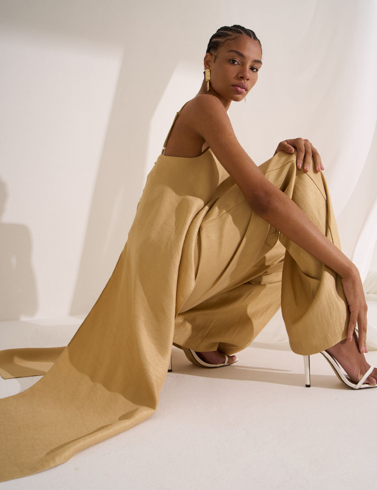 Calça Amara Acetinada Gold