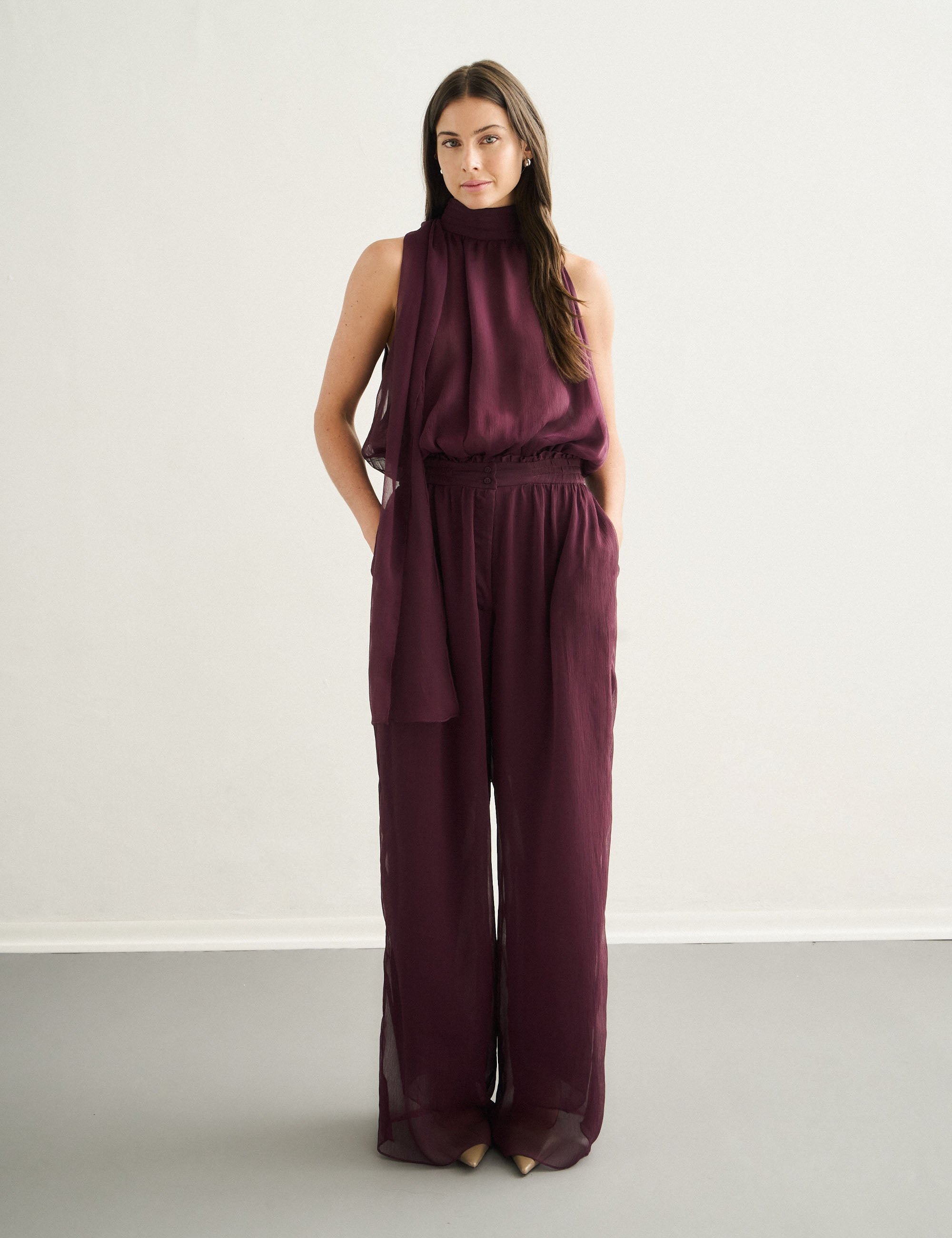 Calça Amélia Fluida Bordeaux