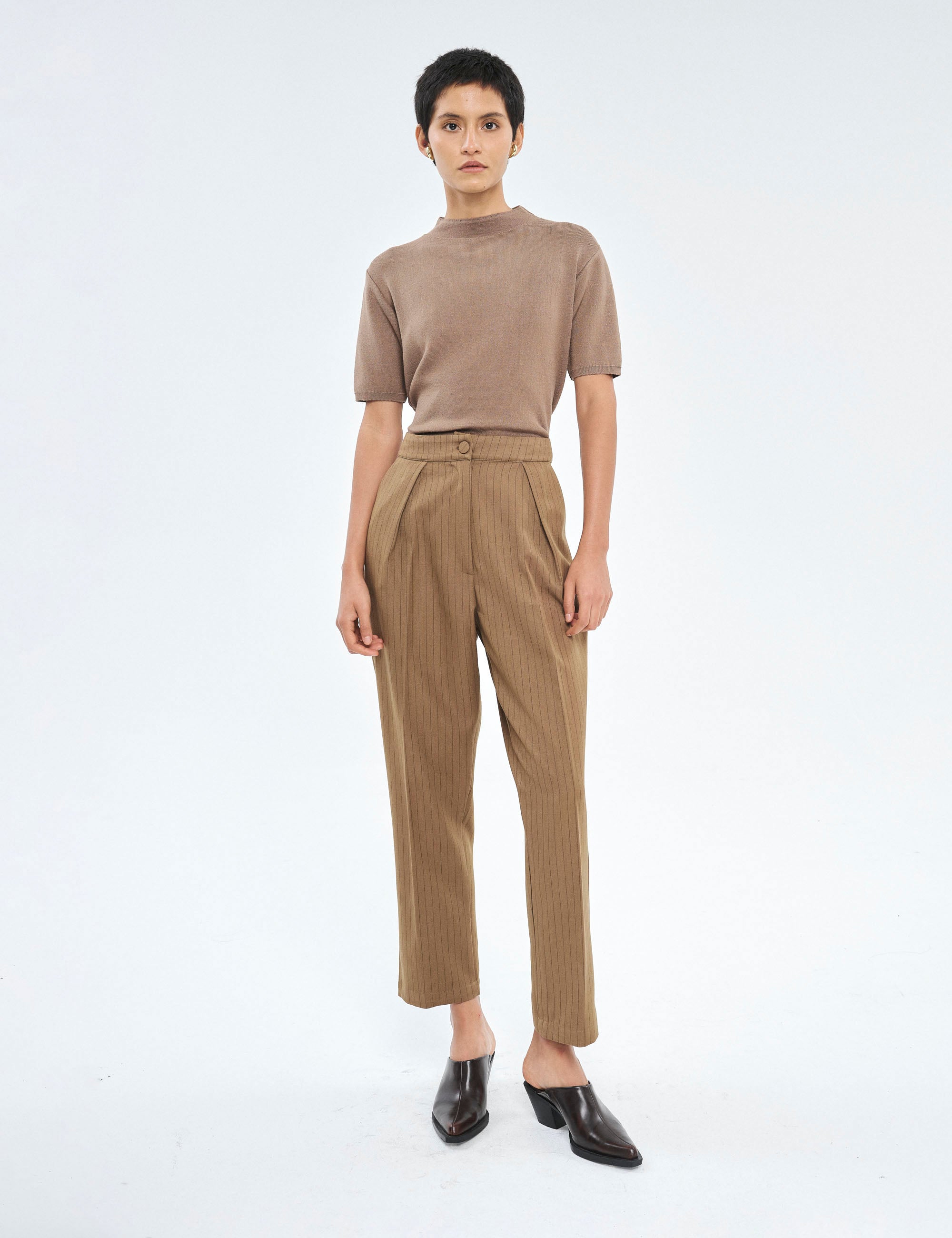 Calça Celeste Risca Marrom