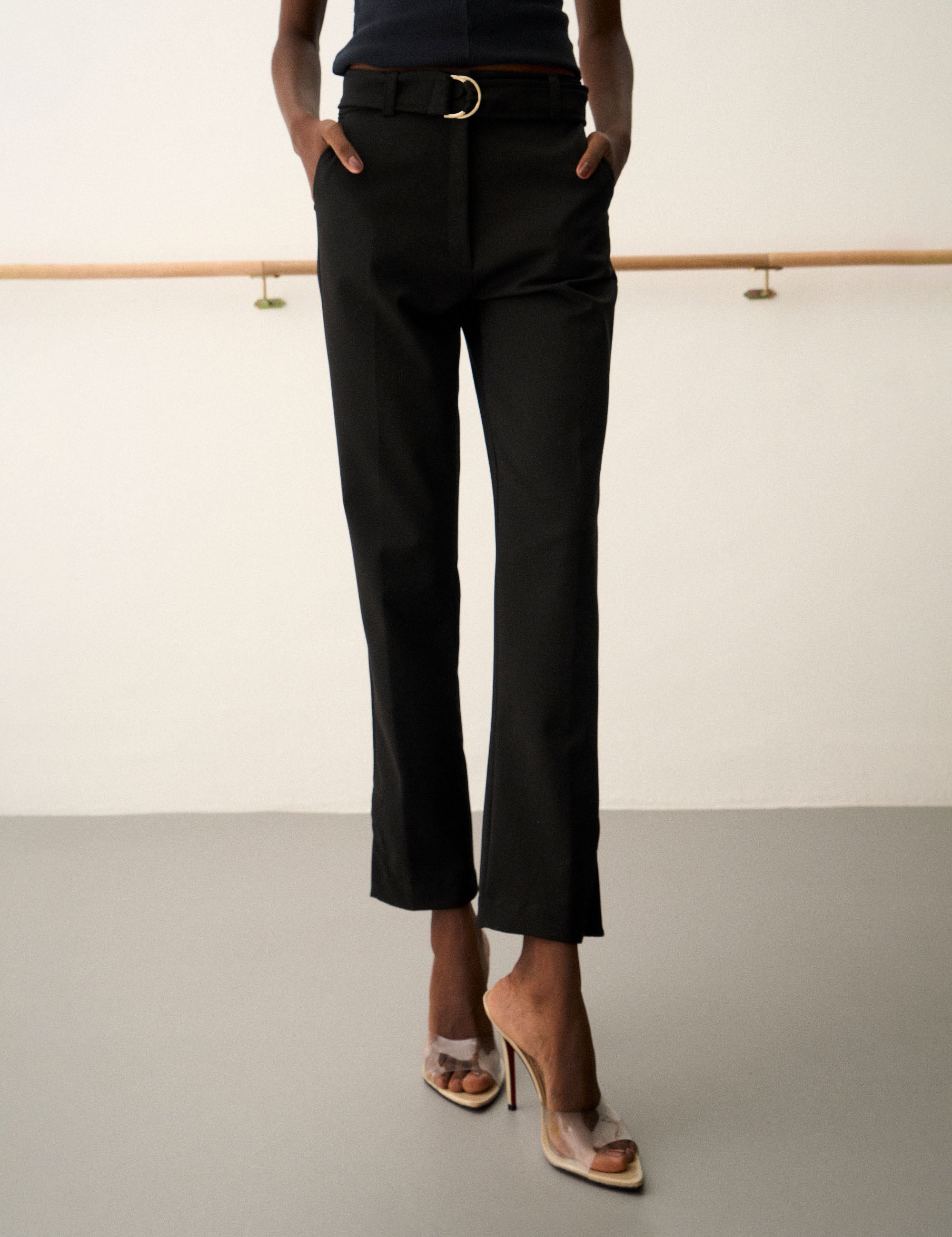 Calça Cintia Alfaiataria Preto