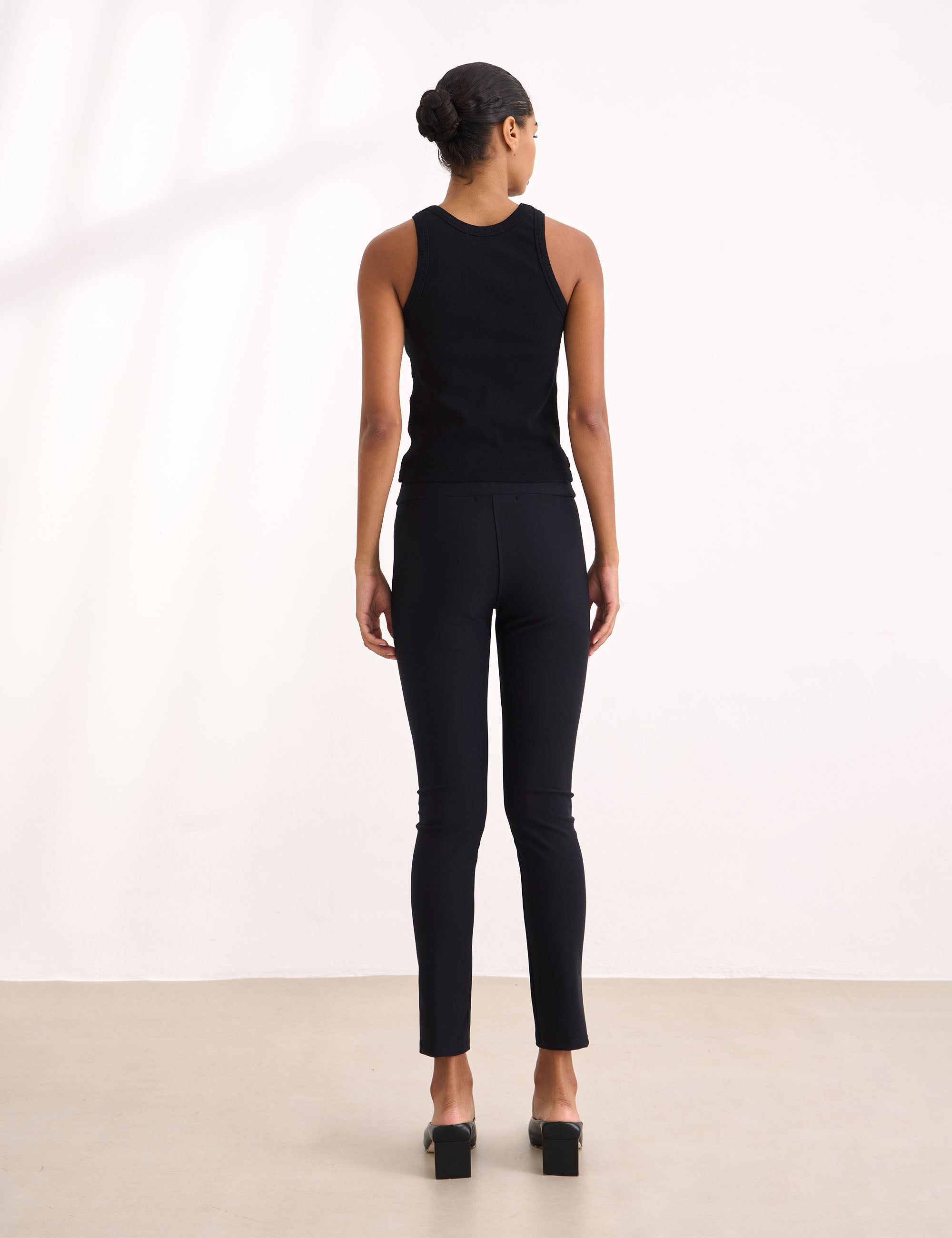 Calça Jesse Malha Preto