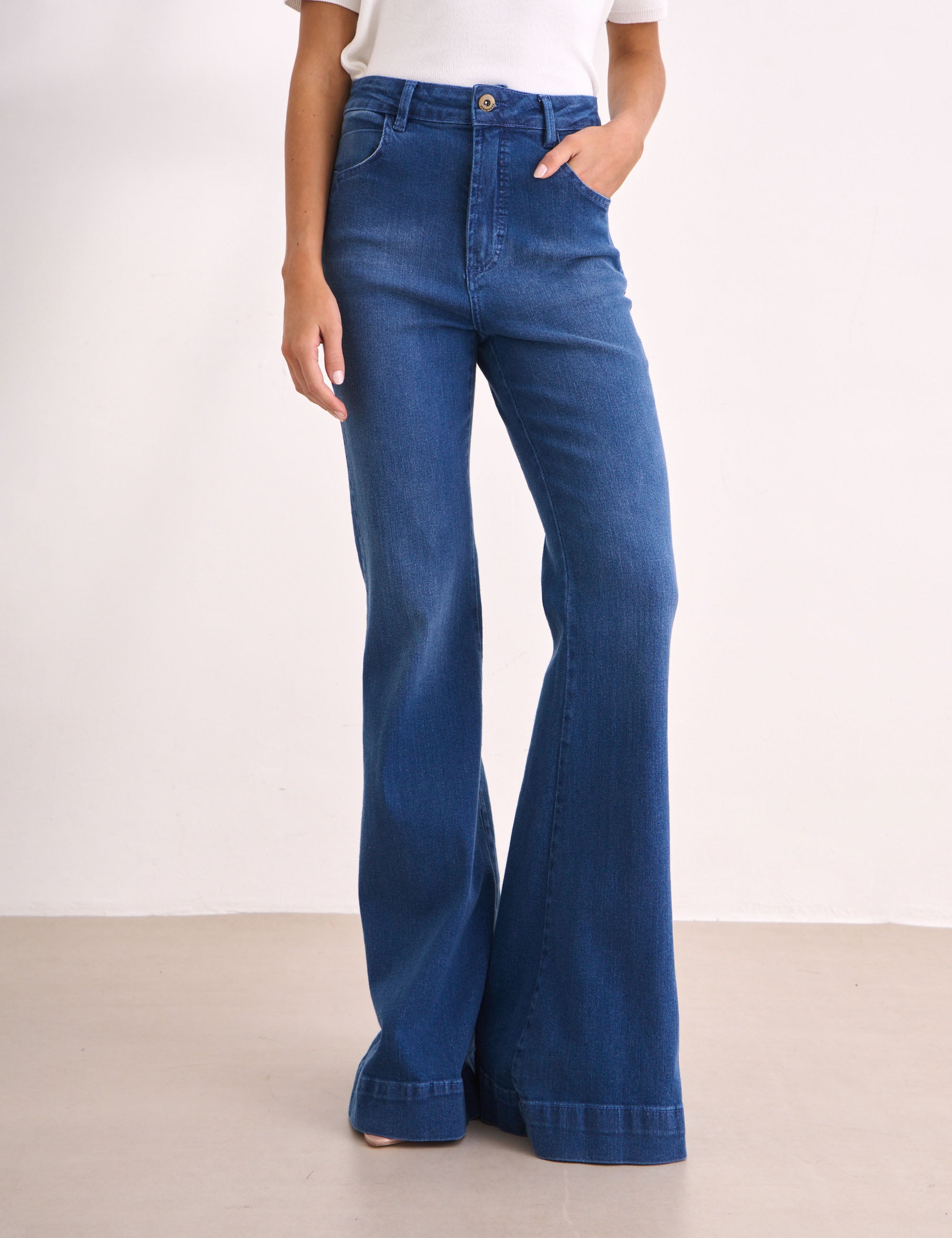 Calça Lucy Denim Médio