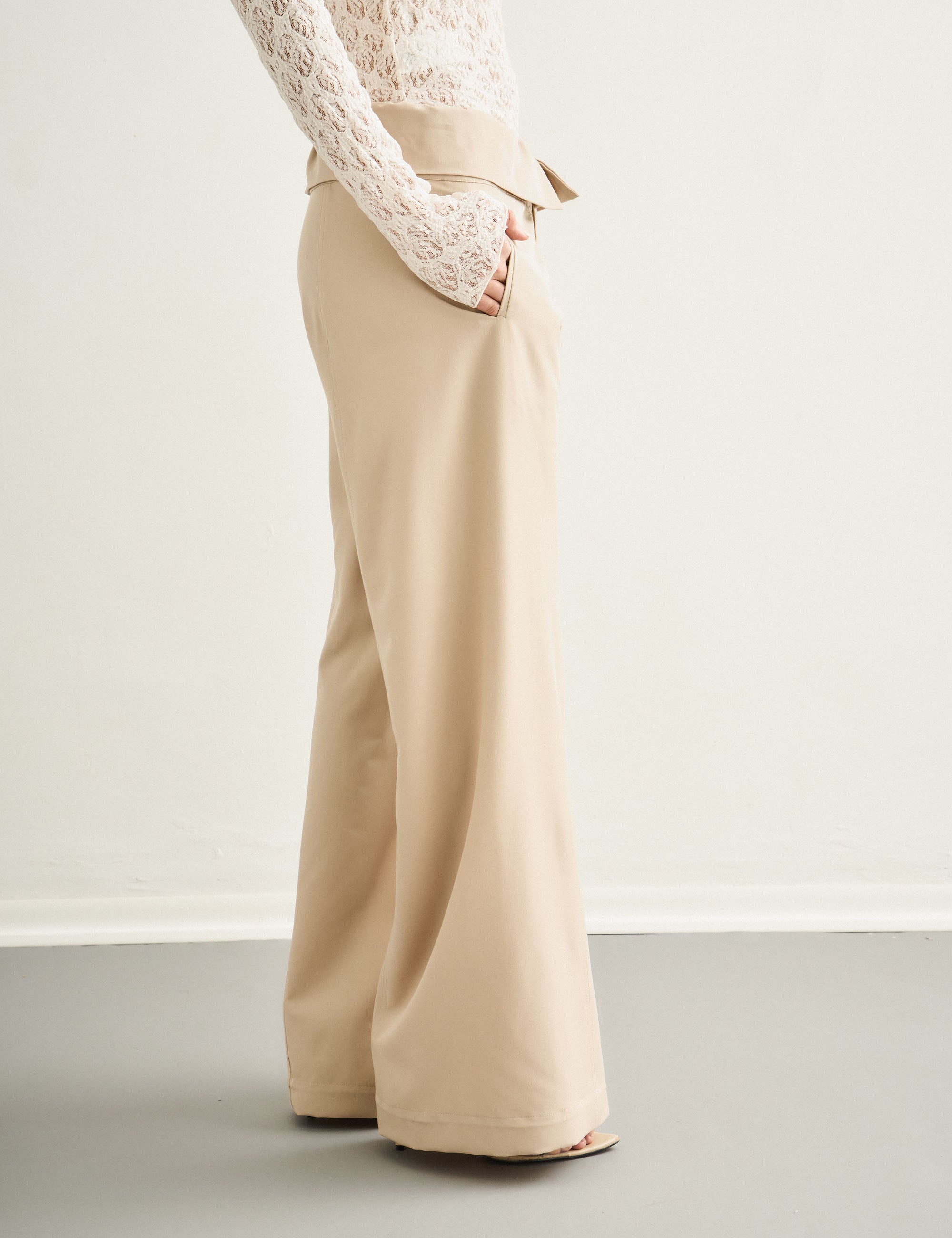 Calça Maria Alfaiataria Bege