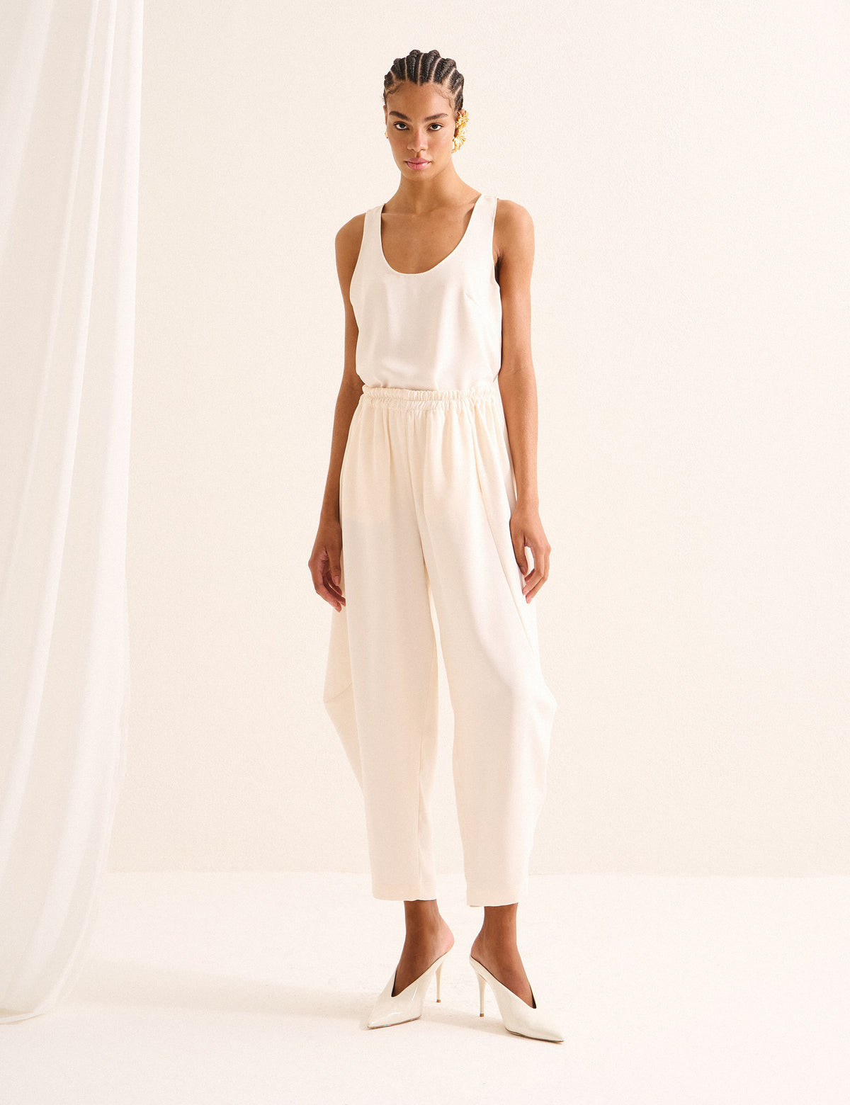 Calça Modena Acetinada Marfim
