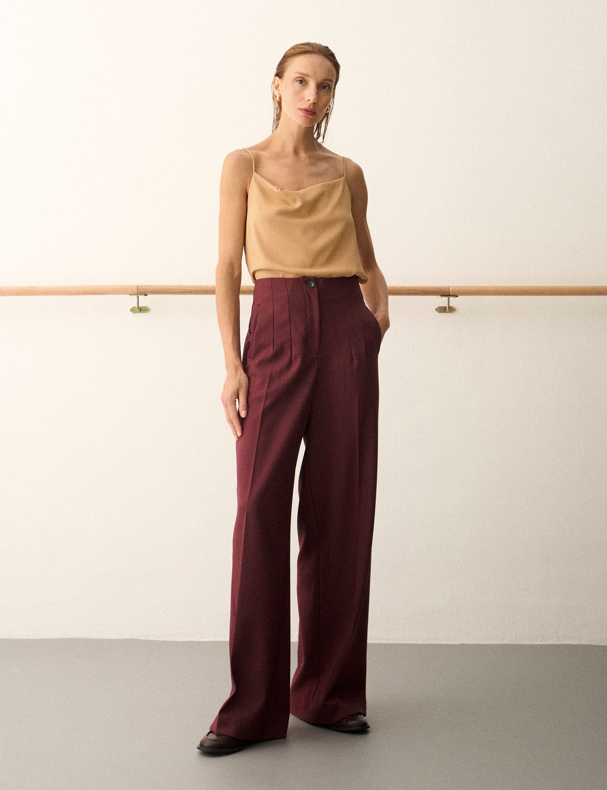 Calça Stella Alfaiataria Bordeaux