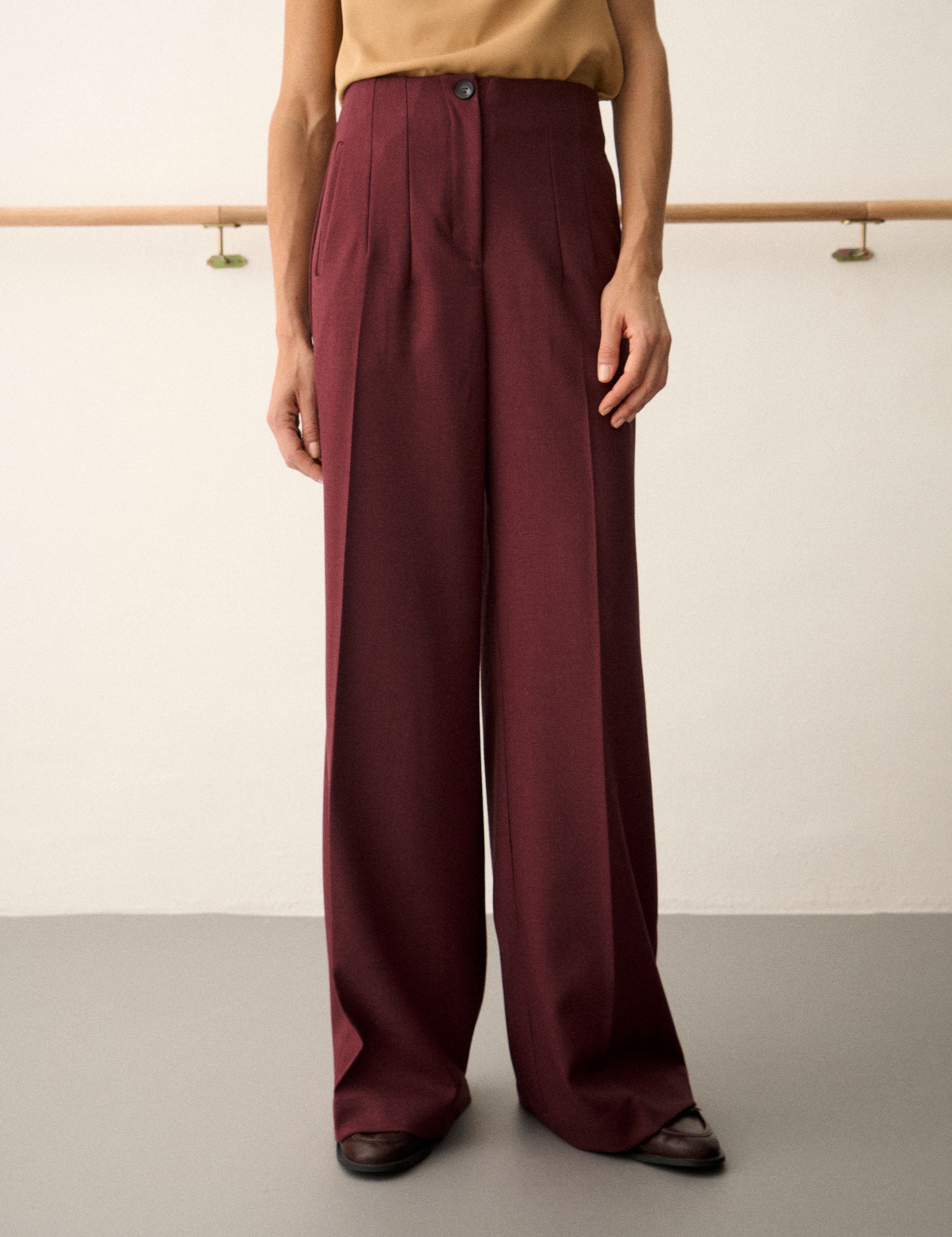 Calça Stella Alfaiataria Bordeaux