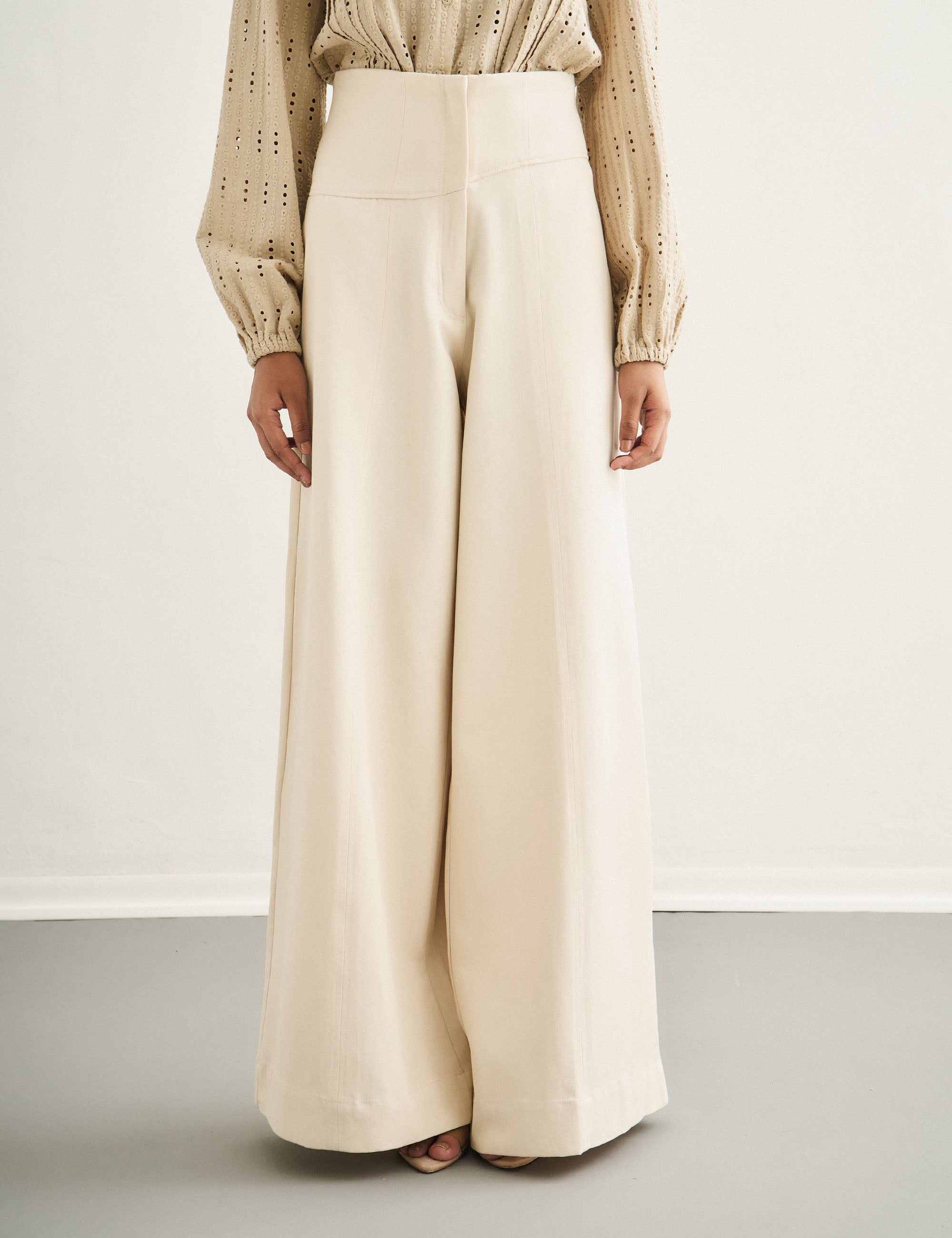 Calça Tate Sarja Areia