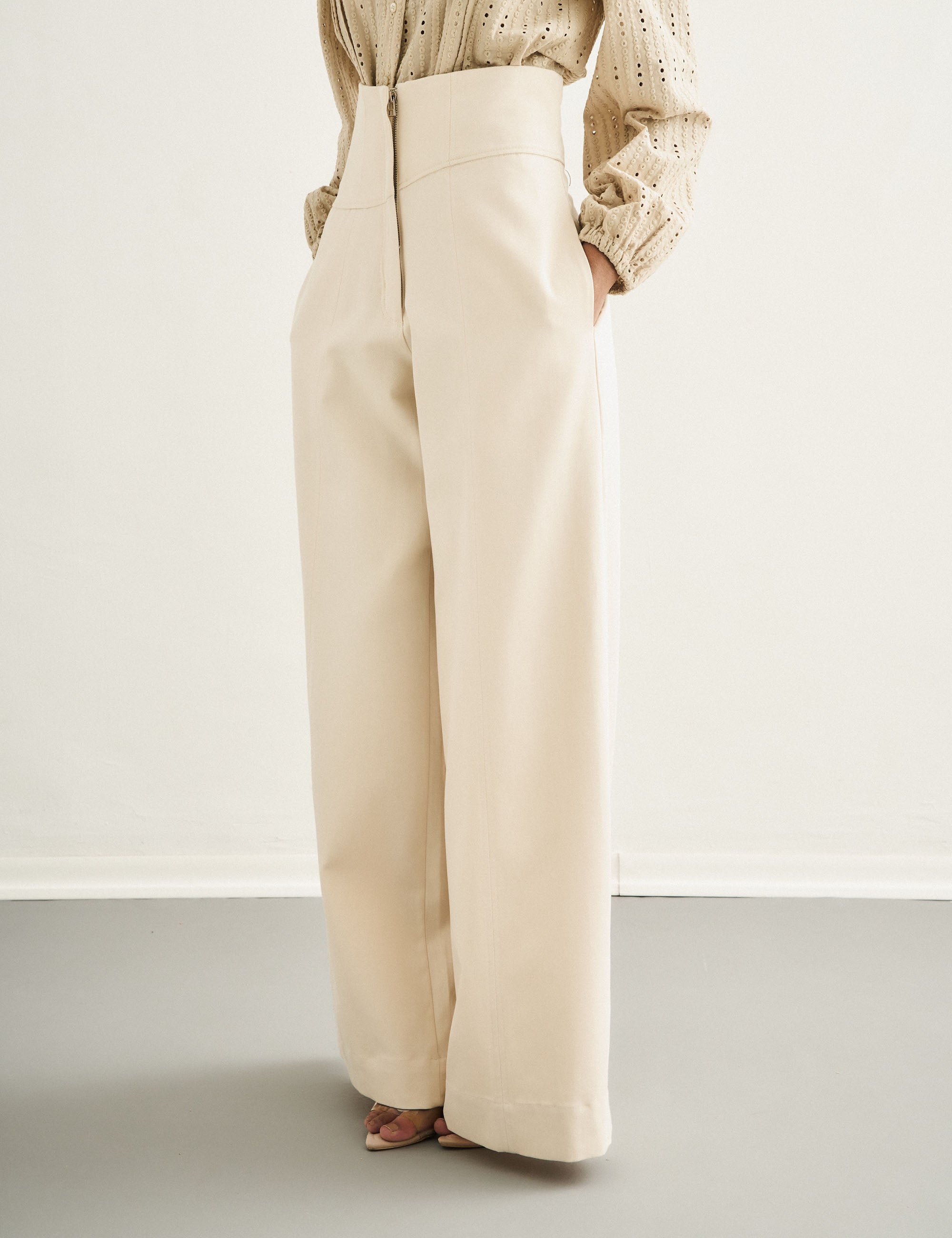 Calça Tate Sarja Areia