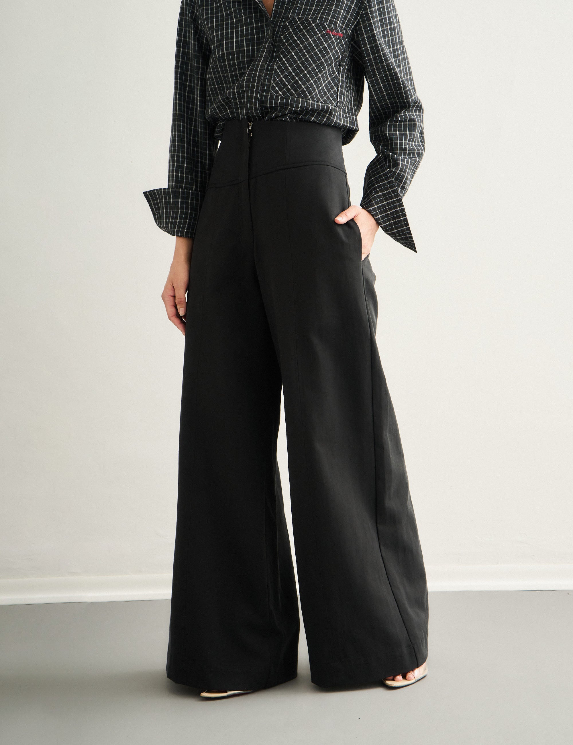 Calça Tate Sarja Preto