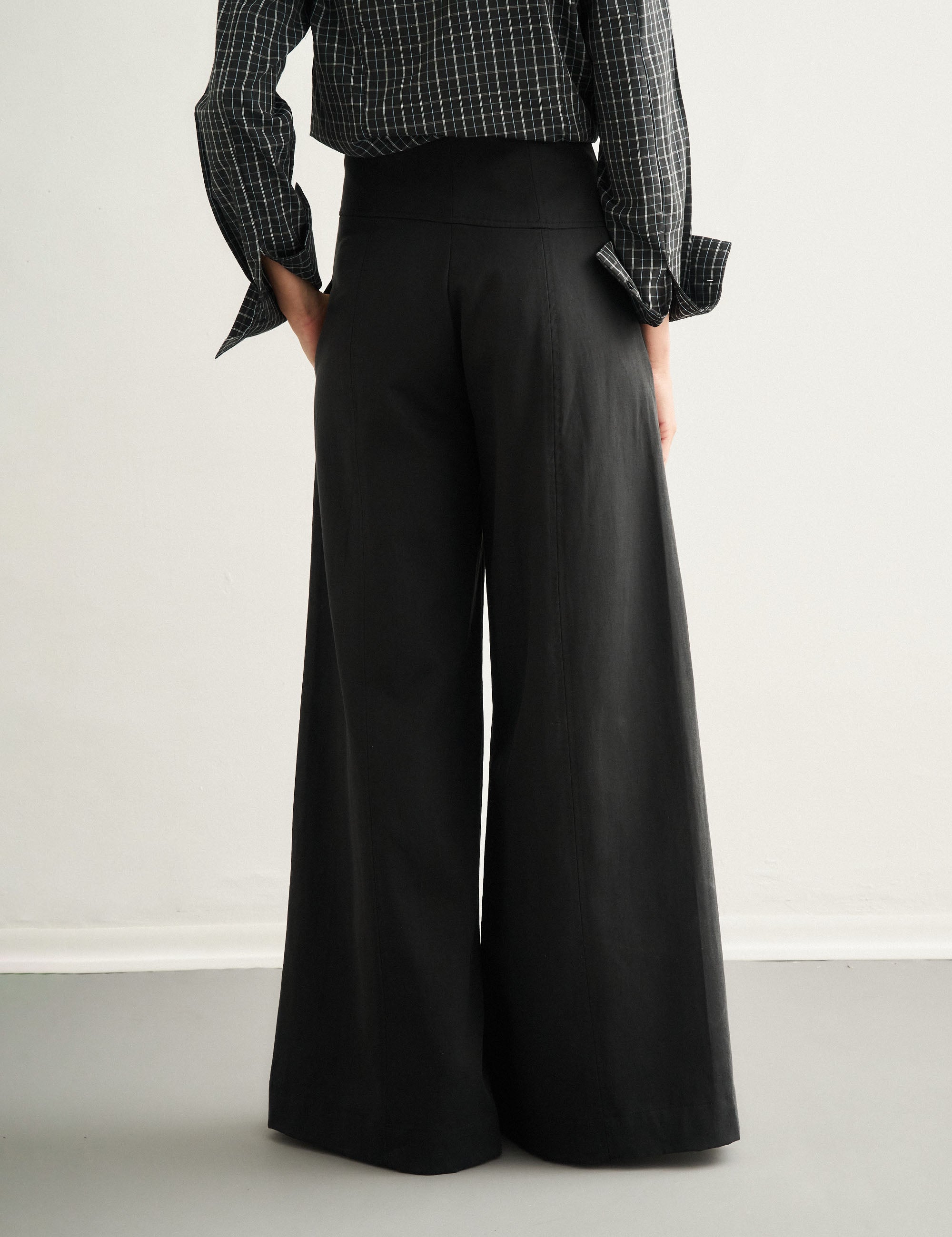 Calça Tate Sarja Preto