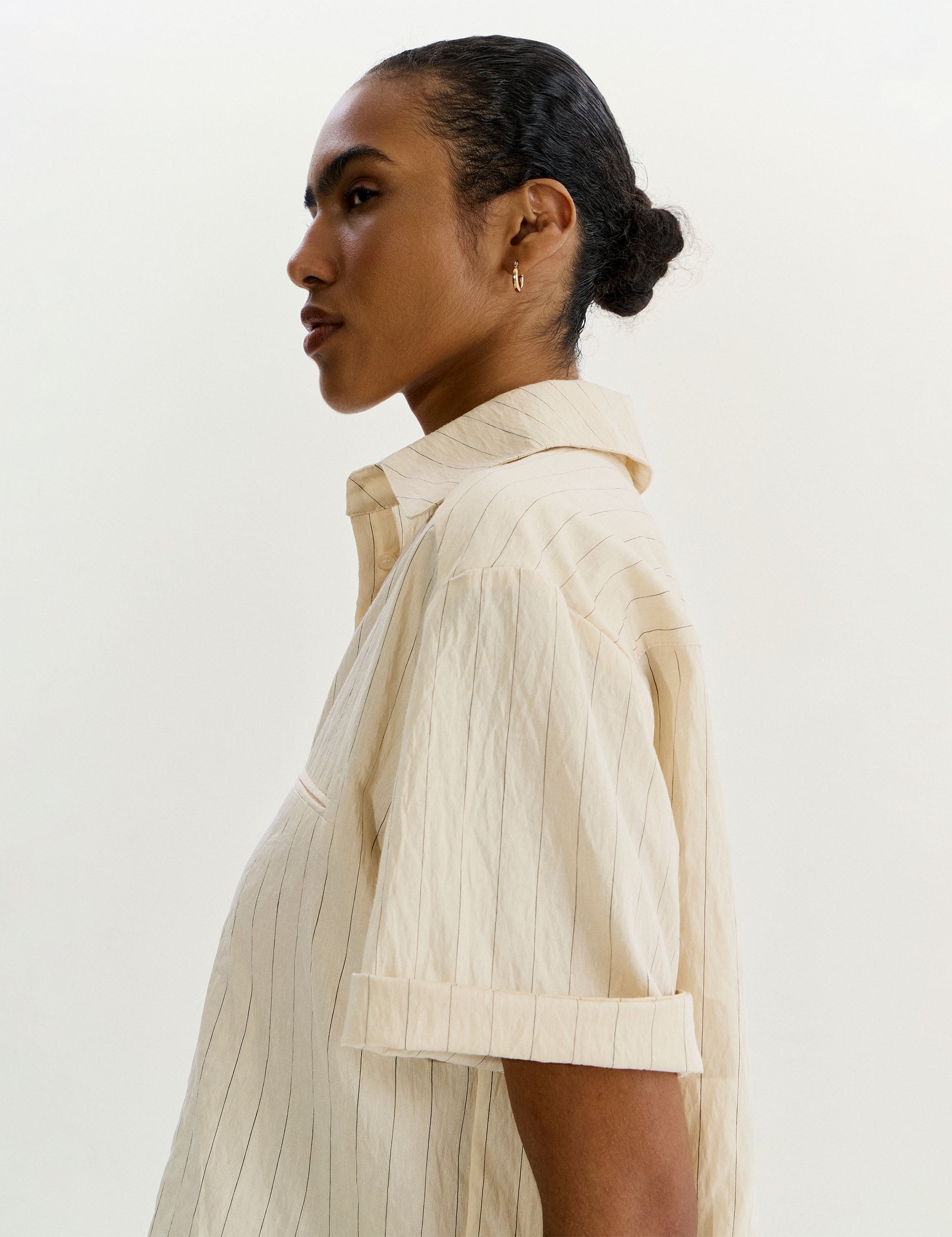 Camisa Adrielly Viscolinho Areia