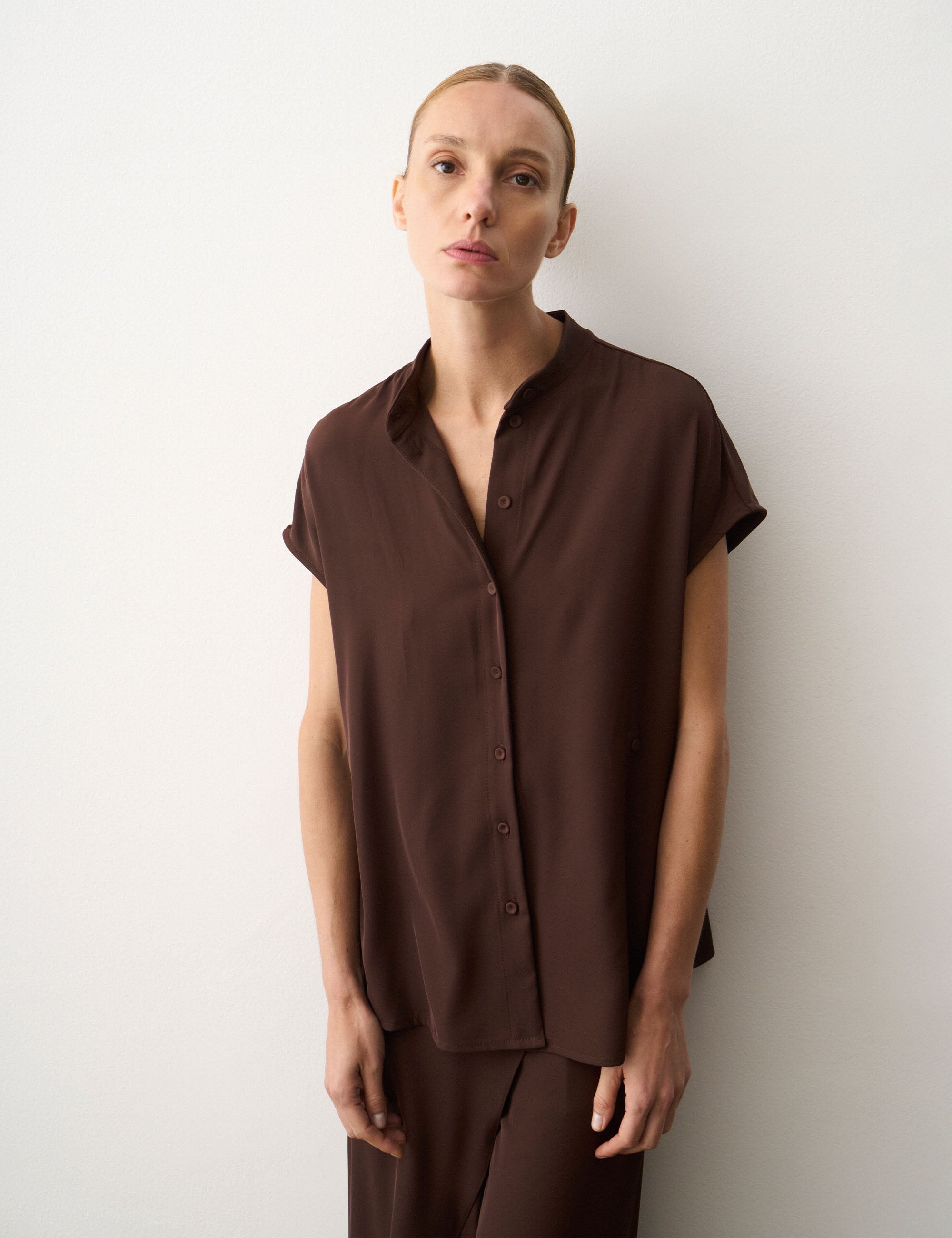 Camisa Anna Fluida Marrom