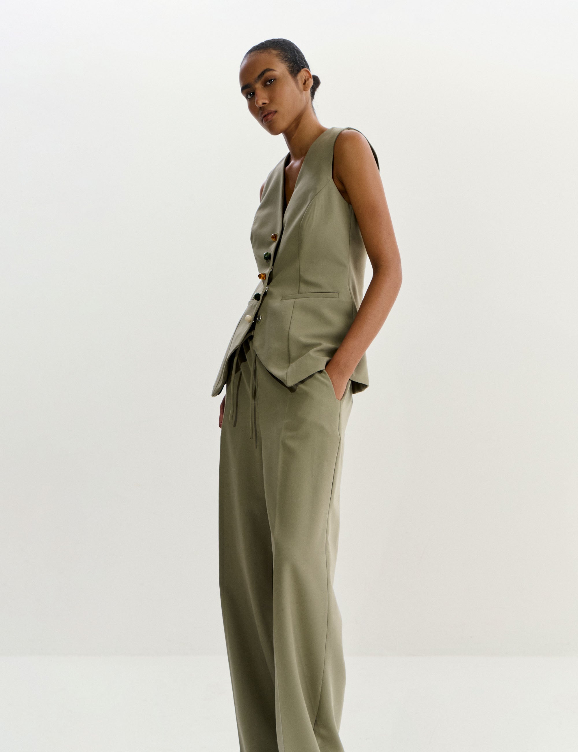 Colete Ametista Alfaiataria Oliva