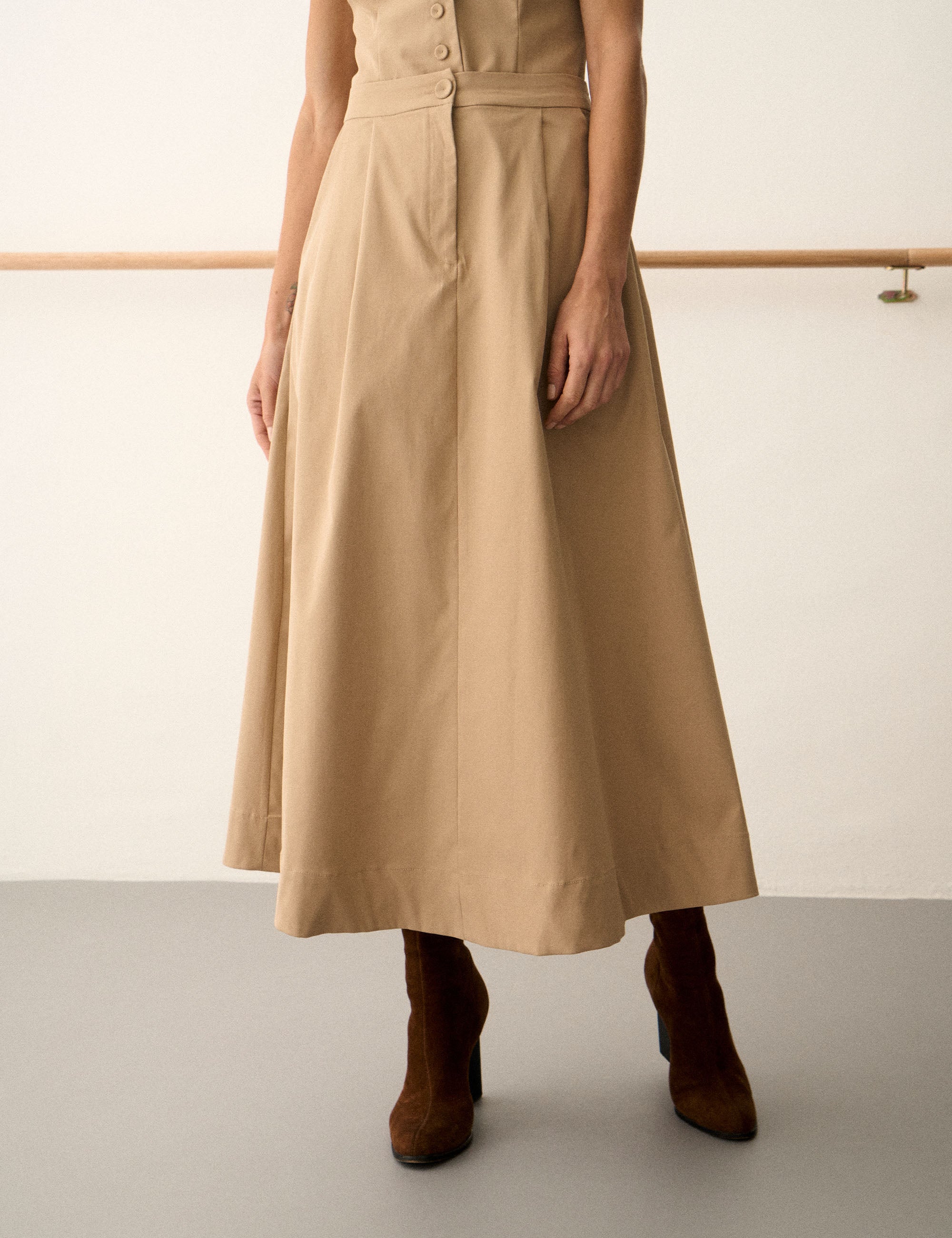 Saia Jenny Sarja Bege