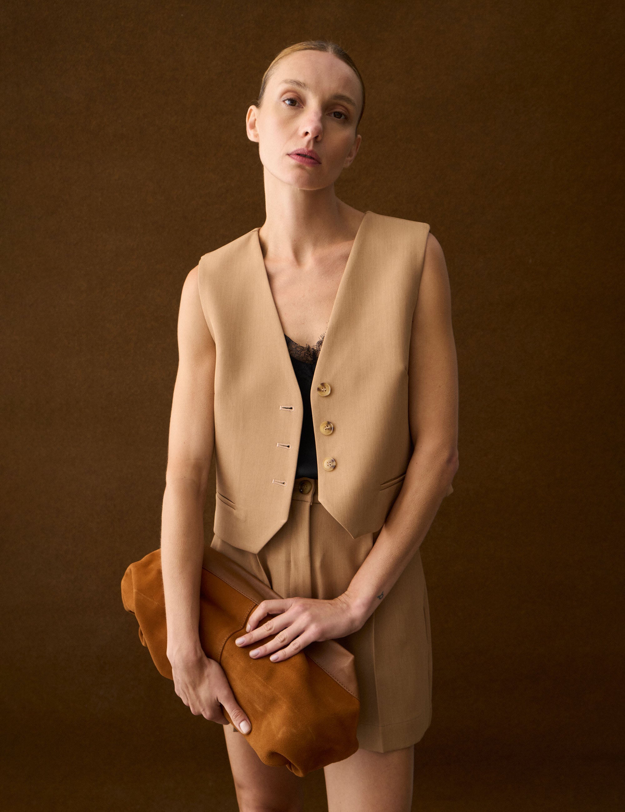 Colete Melany Alfaiataria Camurça