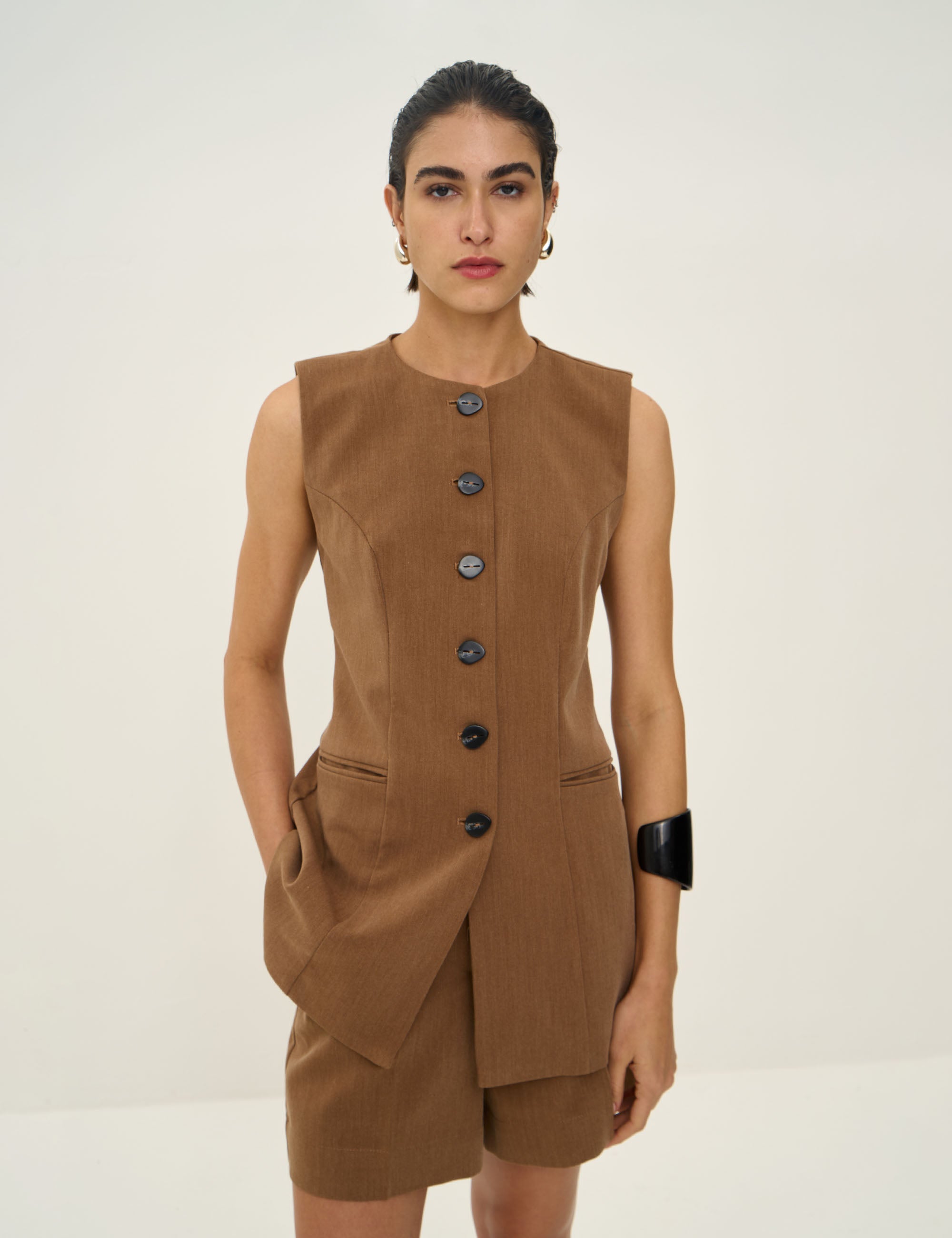 Colete Sophie Alfaiataria Castanho