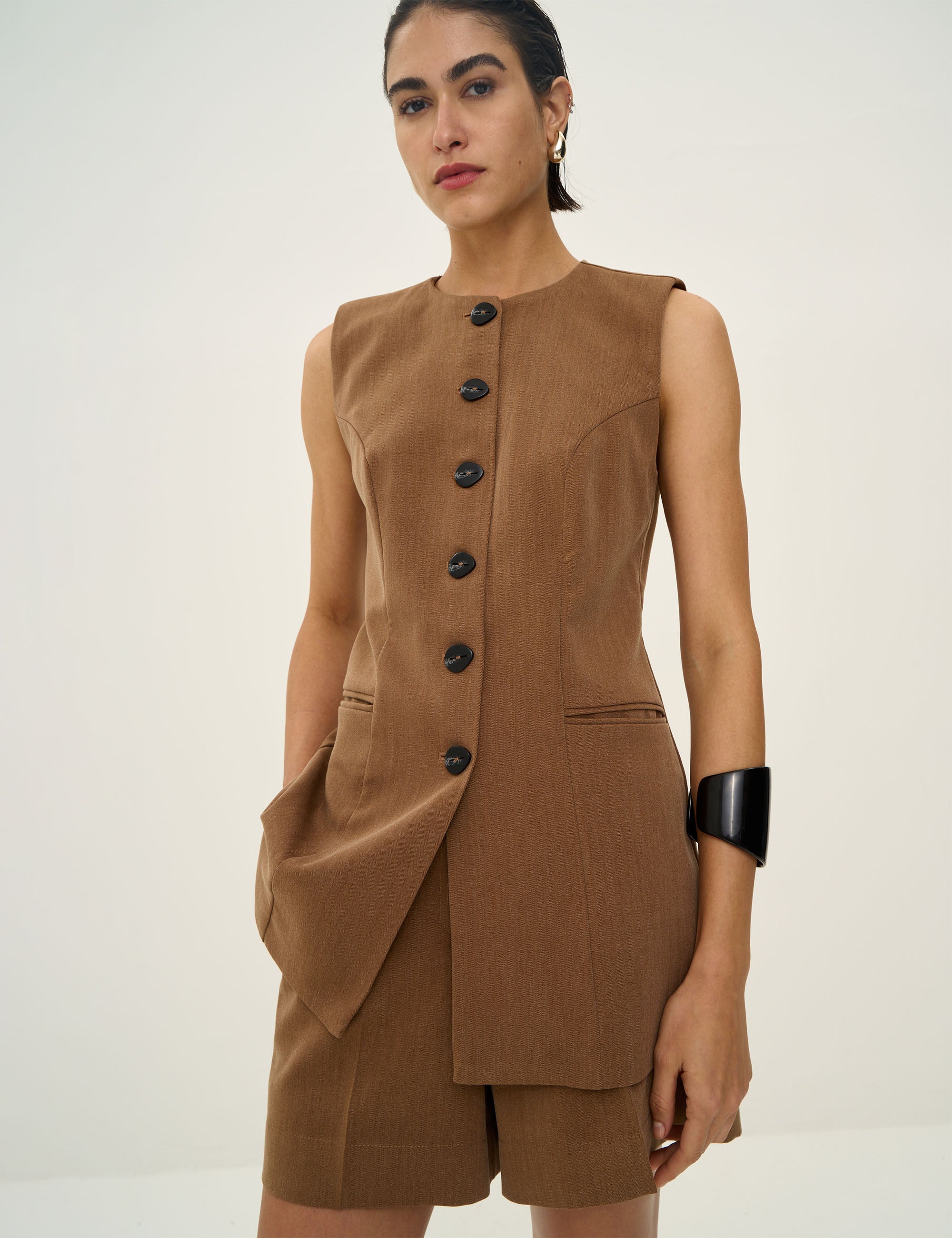 Colete Sophie Alfaiataria Castanho