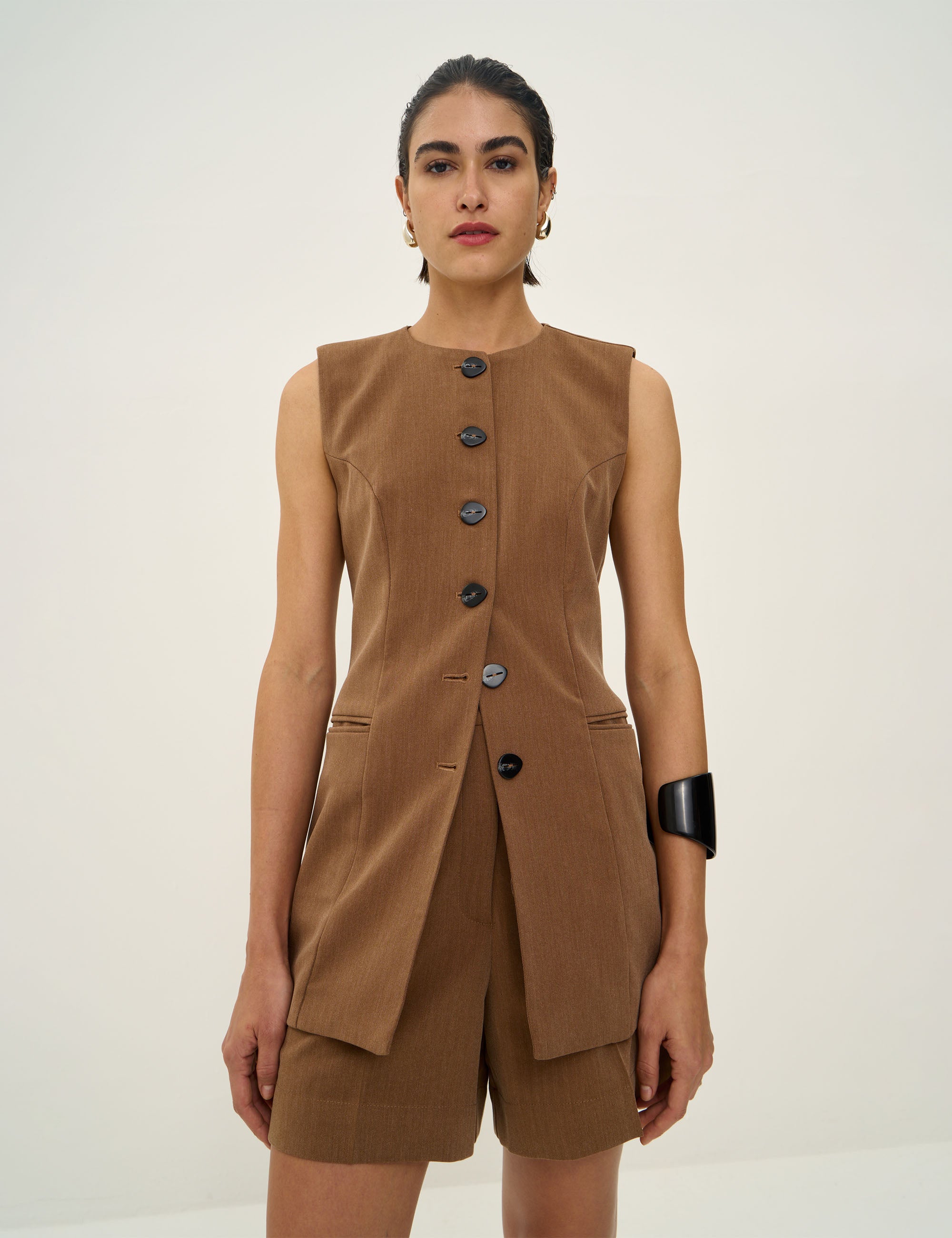 Colete Sophie Alfaiataria Castanho