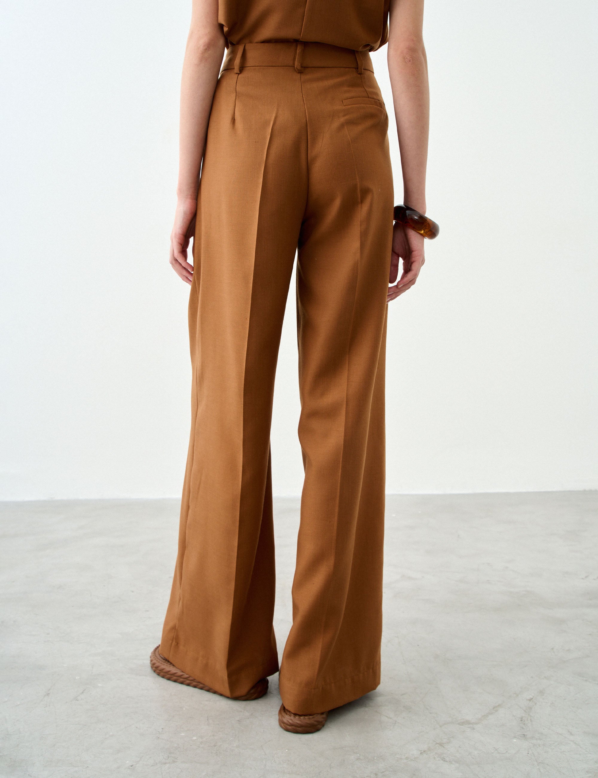 Calça Agatha Natural Marrom