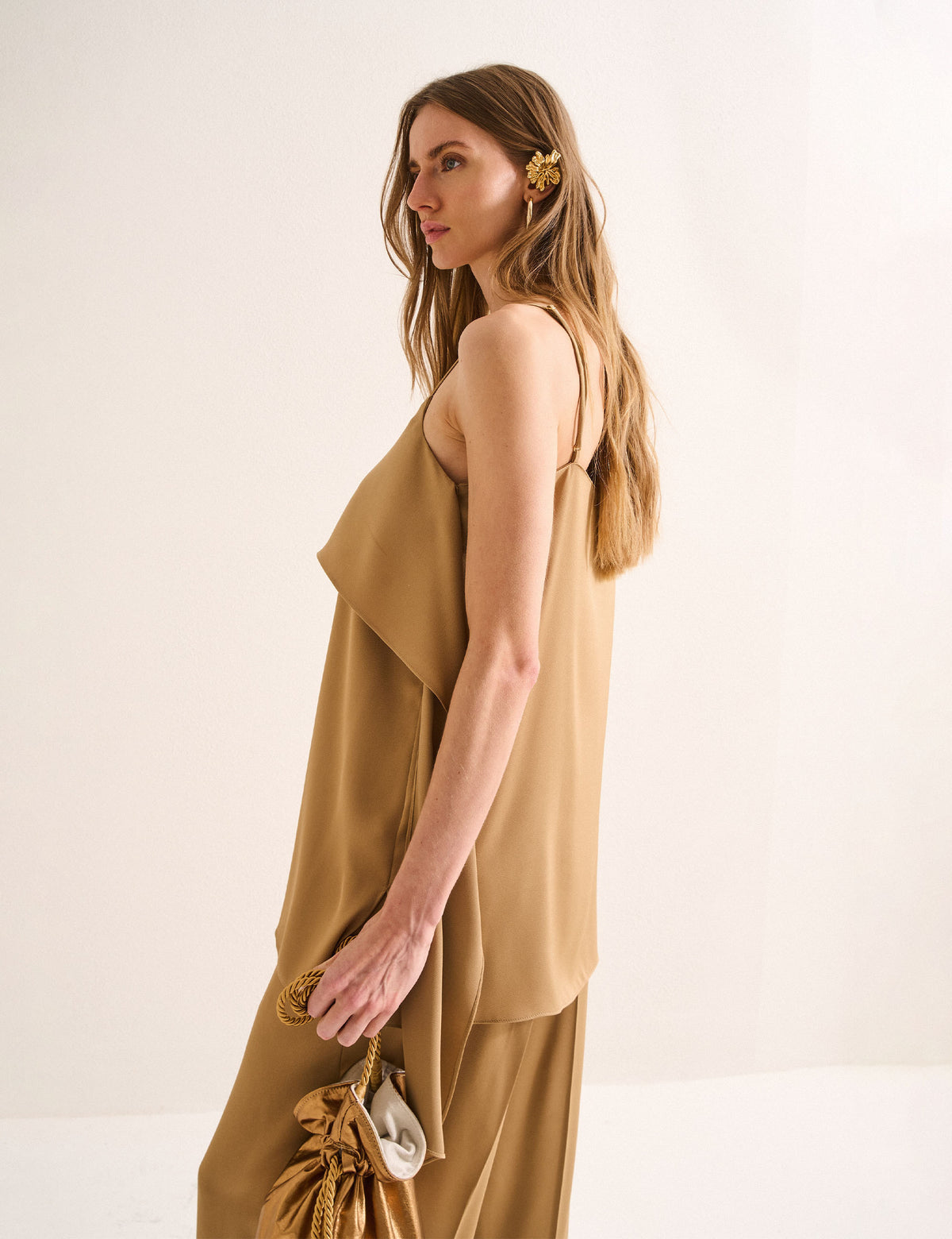 Conjunto Bolonia Crepe Bege