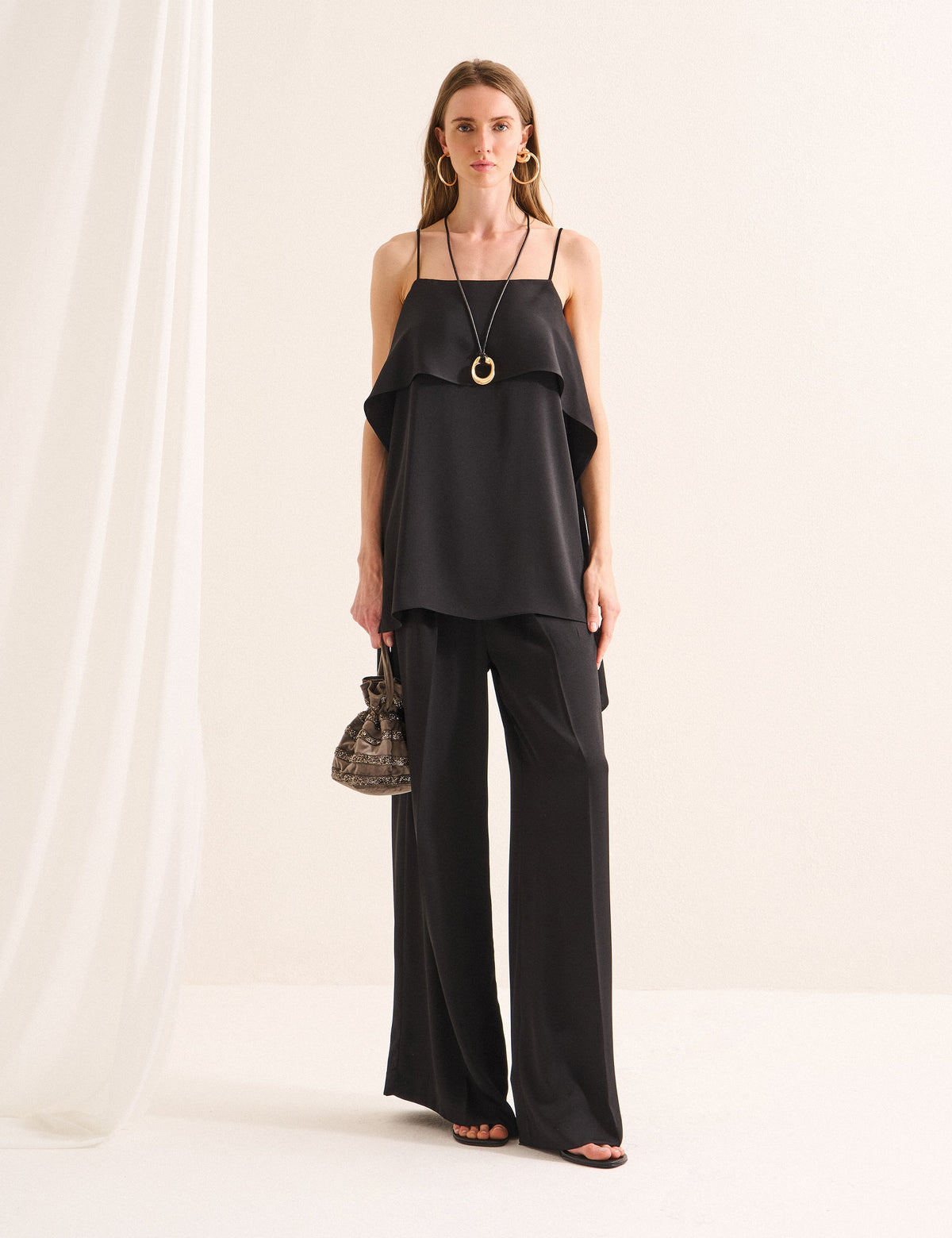 Conjunto Bolonia Crepe Preto