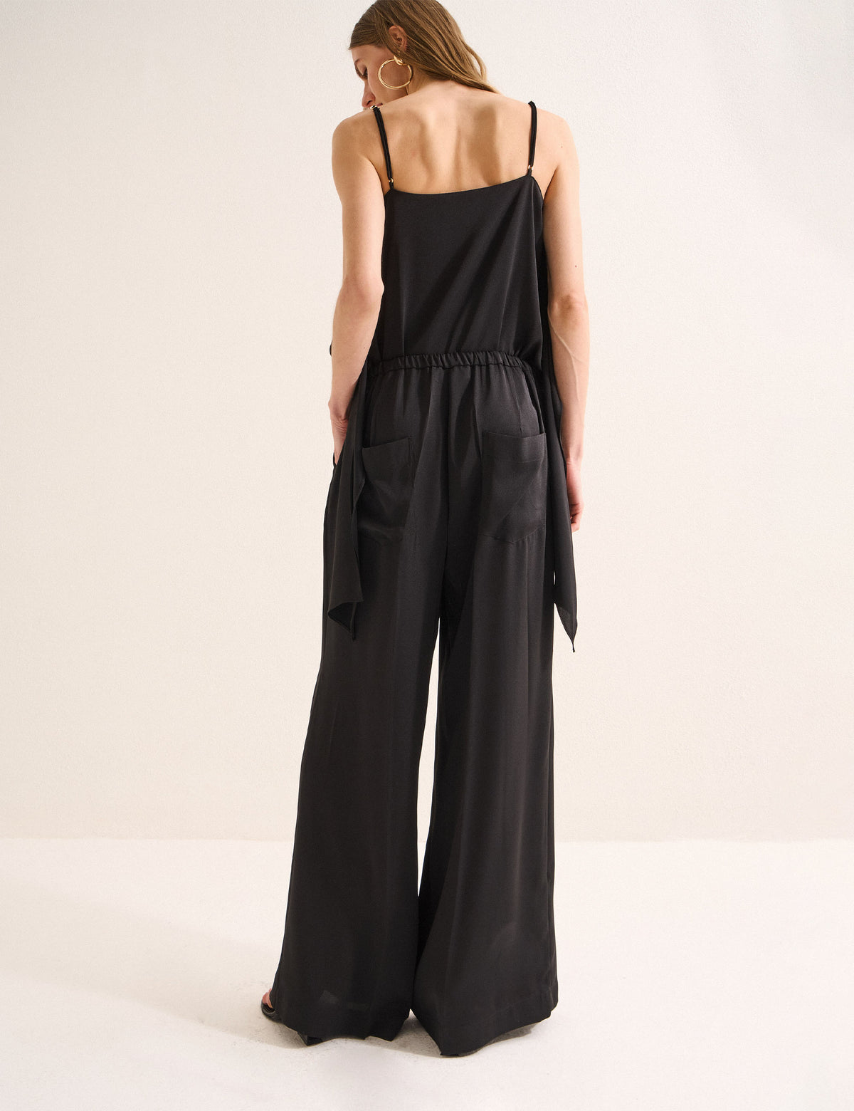 Conjunto Bolonia Crepe Preto