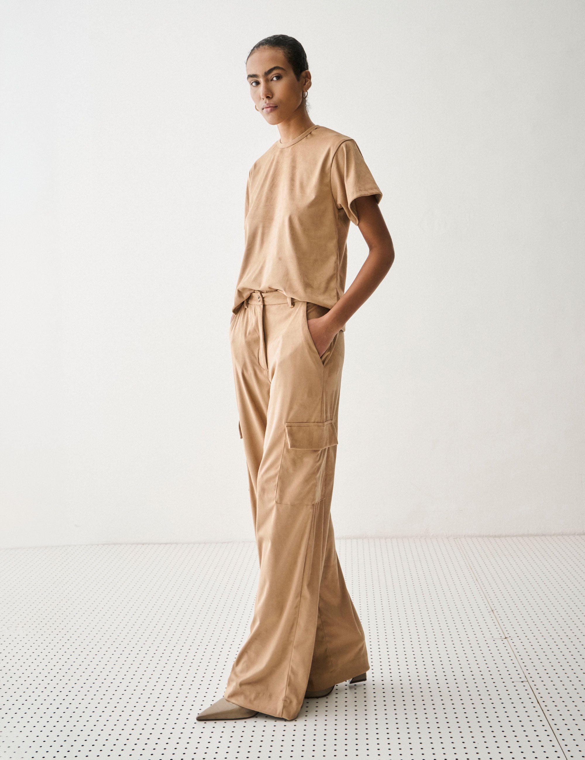 Conjunto Mirabele Suede Camurça