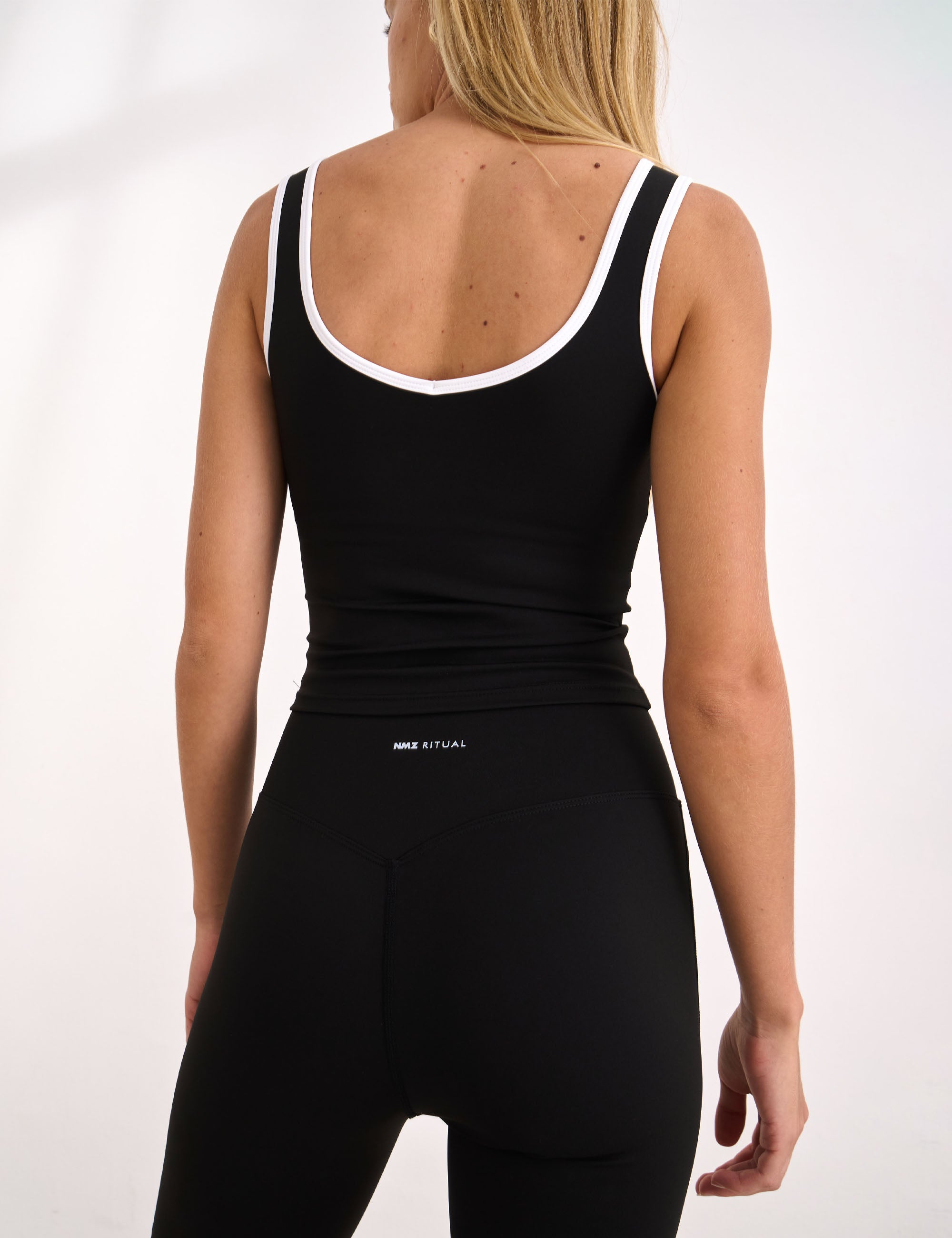 Conjunto Wellness Malha Preto