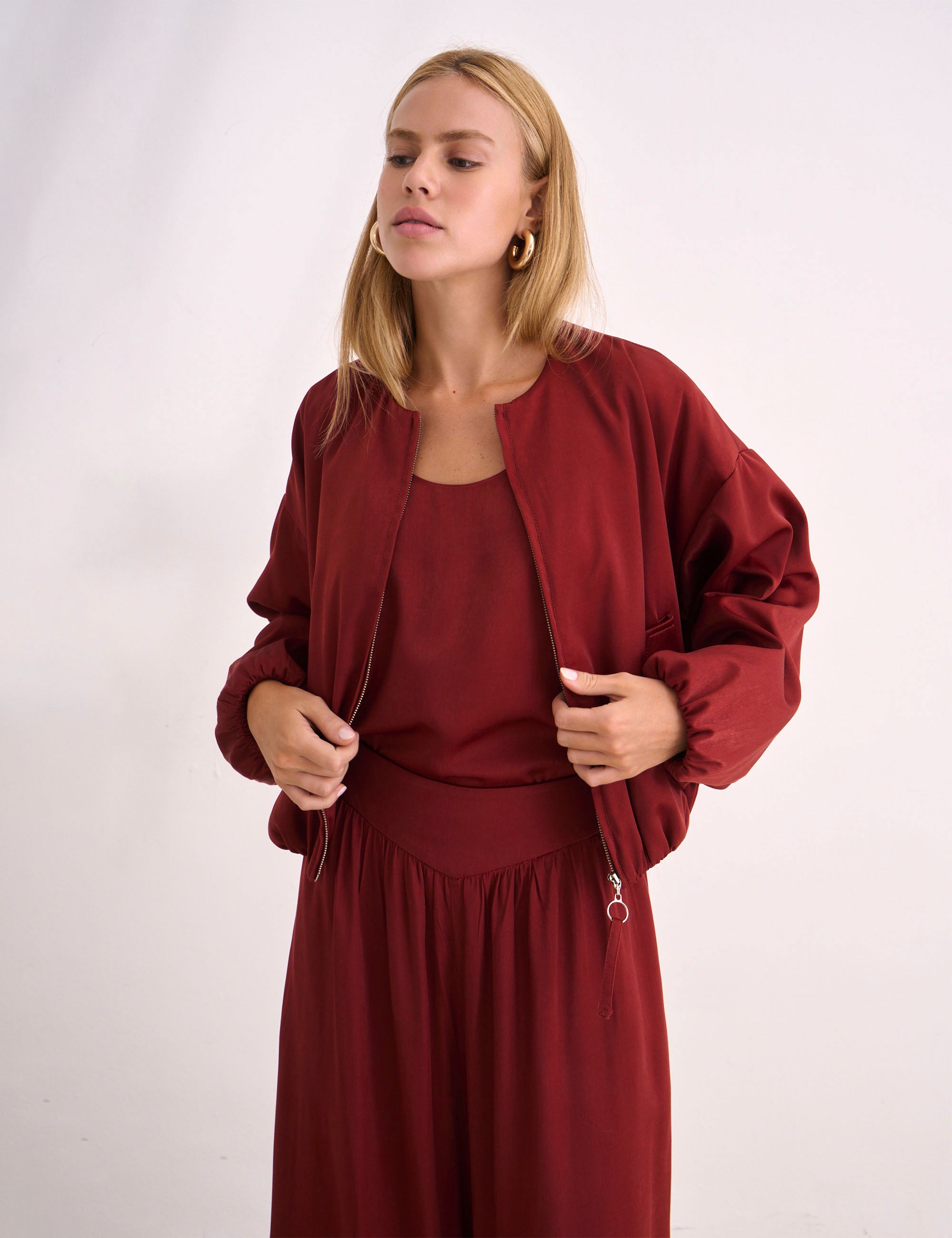 Jaqueta Violett Cetim Vermelho