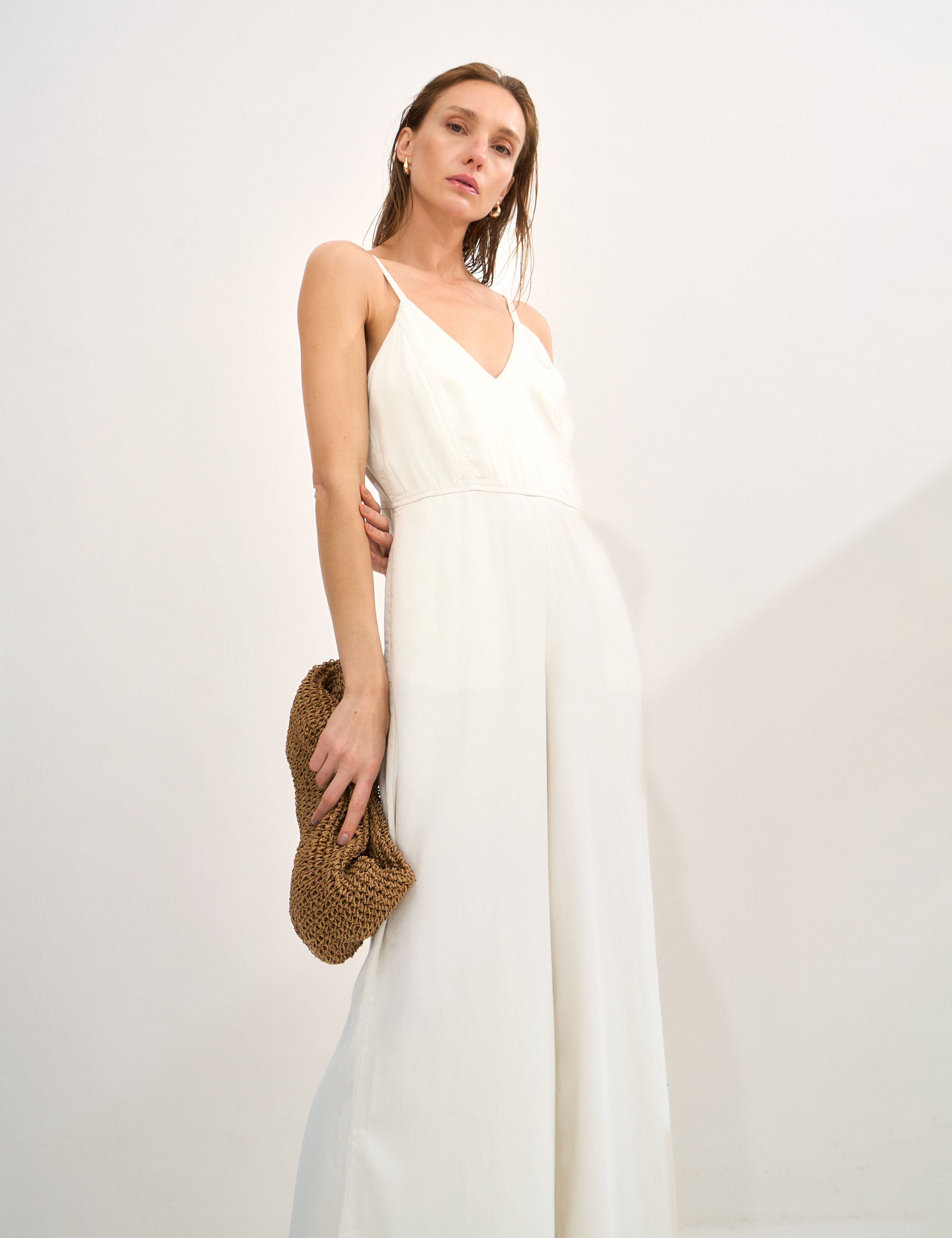 Macacão Ava Liocel Areia