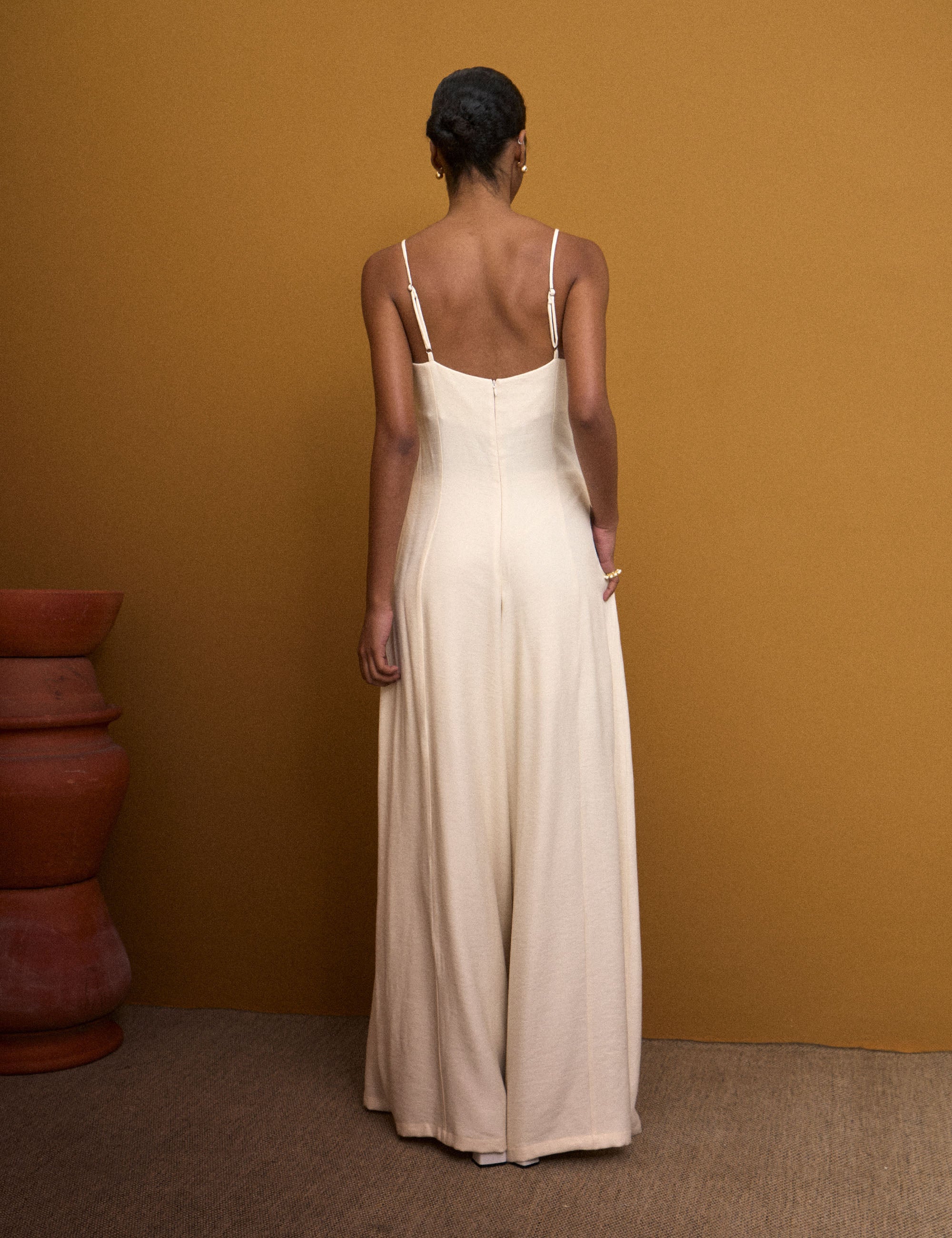 Macacão Leslie Viscose Bege