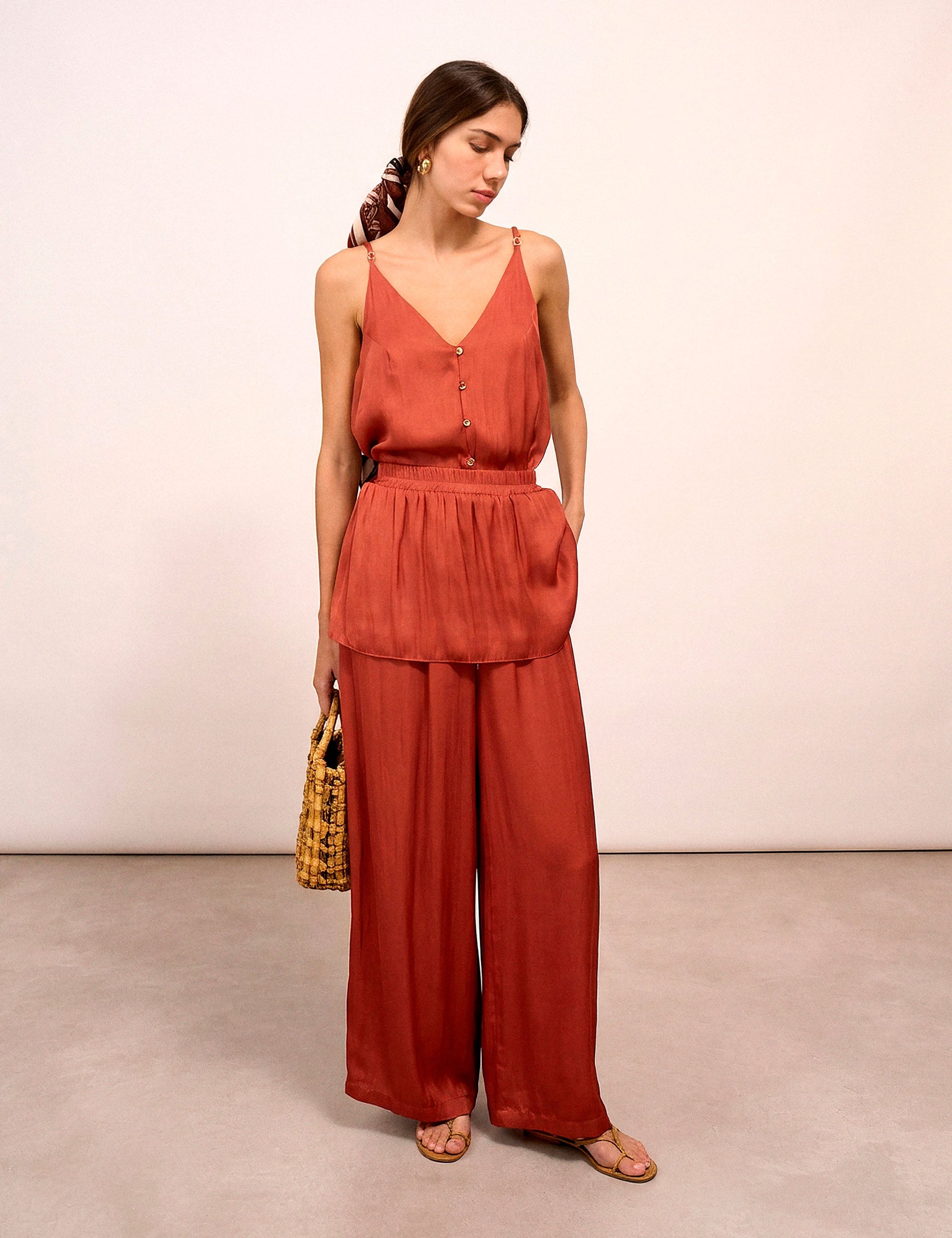 Pantacourt Olivia Cetim Vermelho Queimado