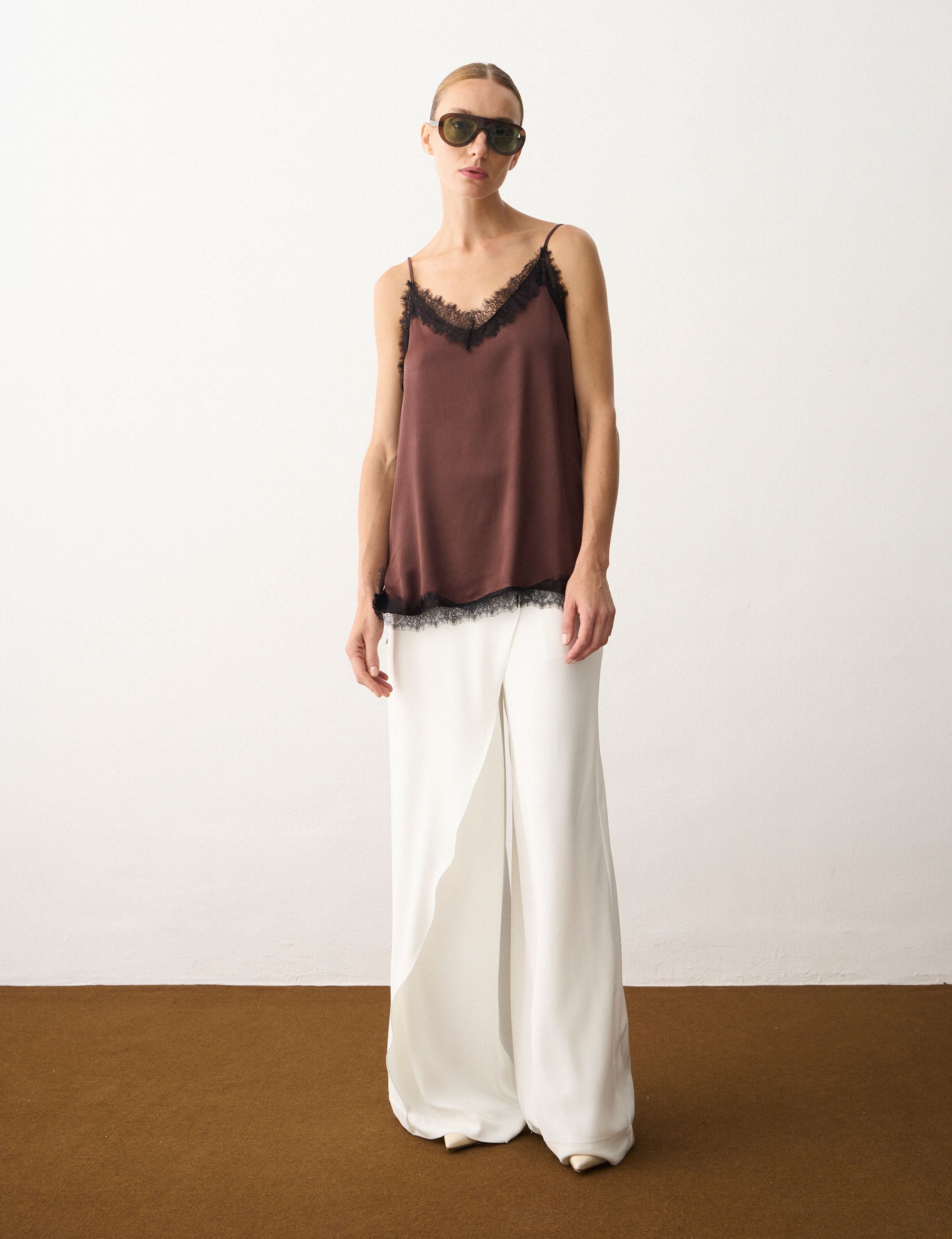 Regata Lingerie Cetim Marrom