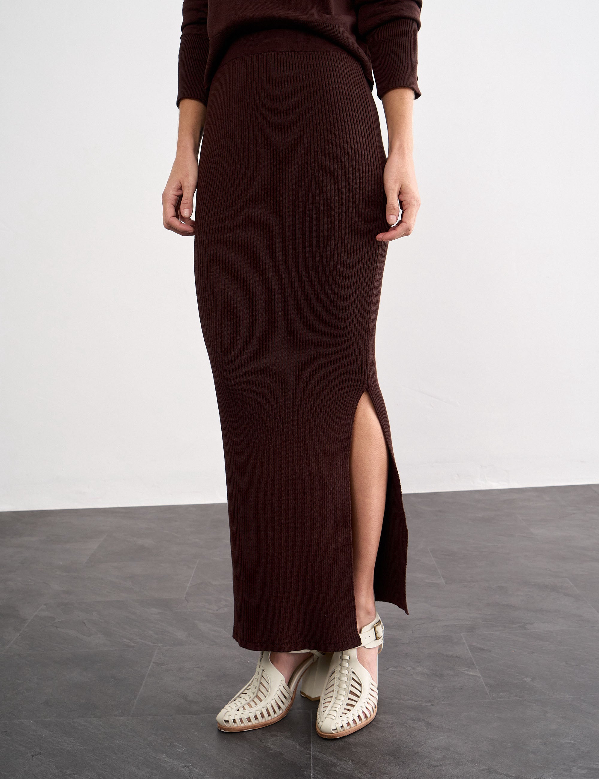 Saia Ariela Tricot Marrom